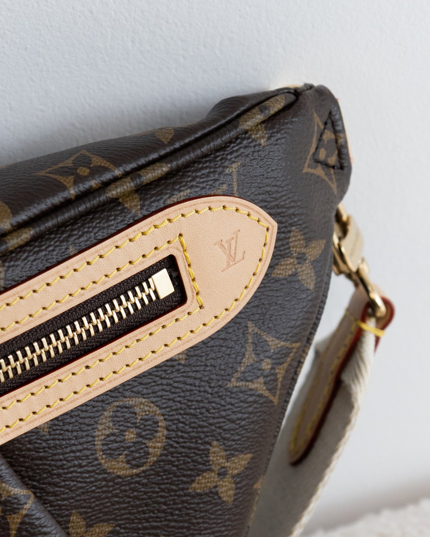 LOUIS VUITTON High Rise Bumbag