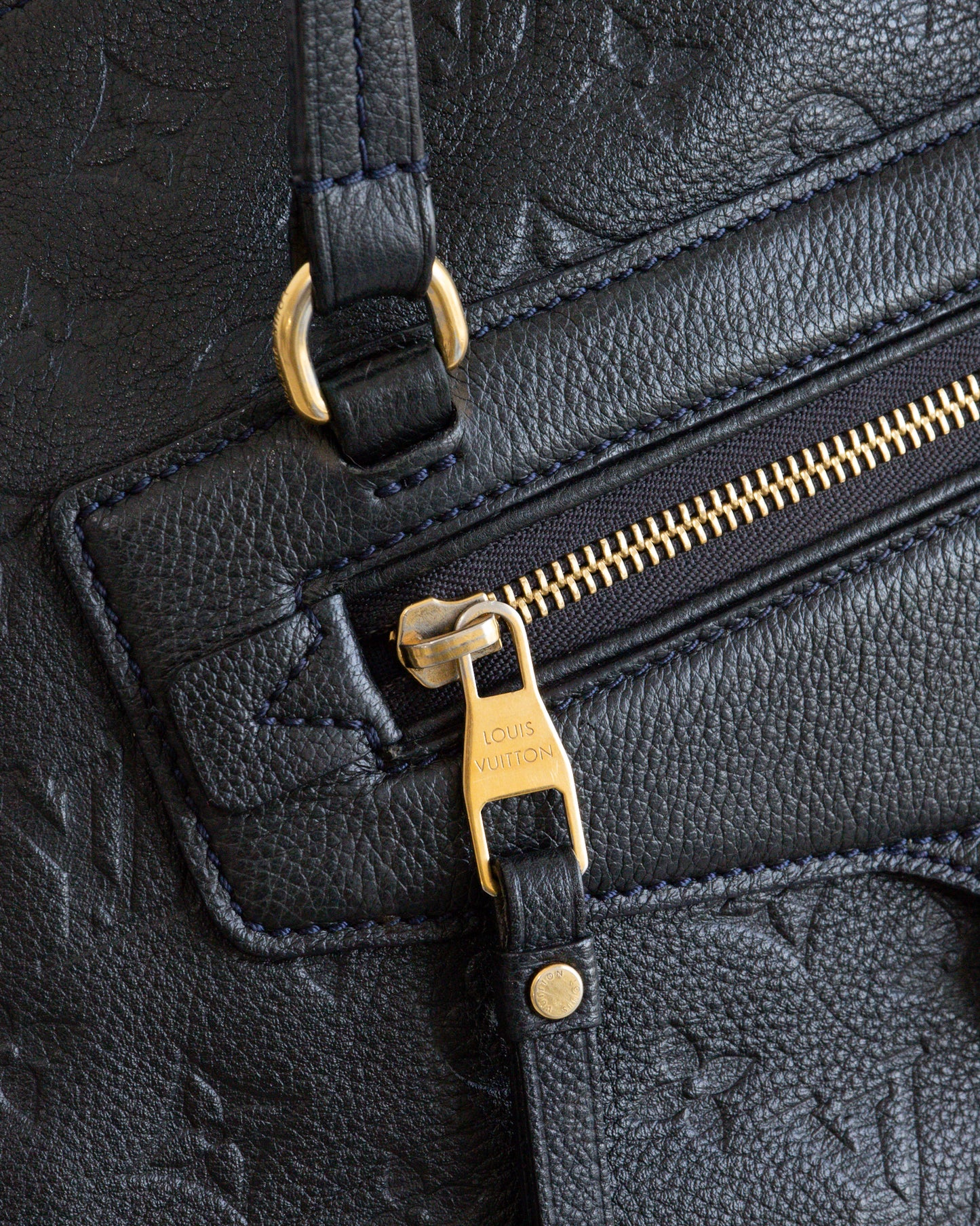 LOUIS VUITTON Lumineuse