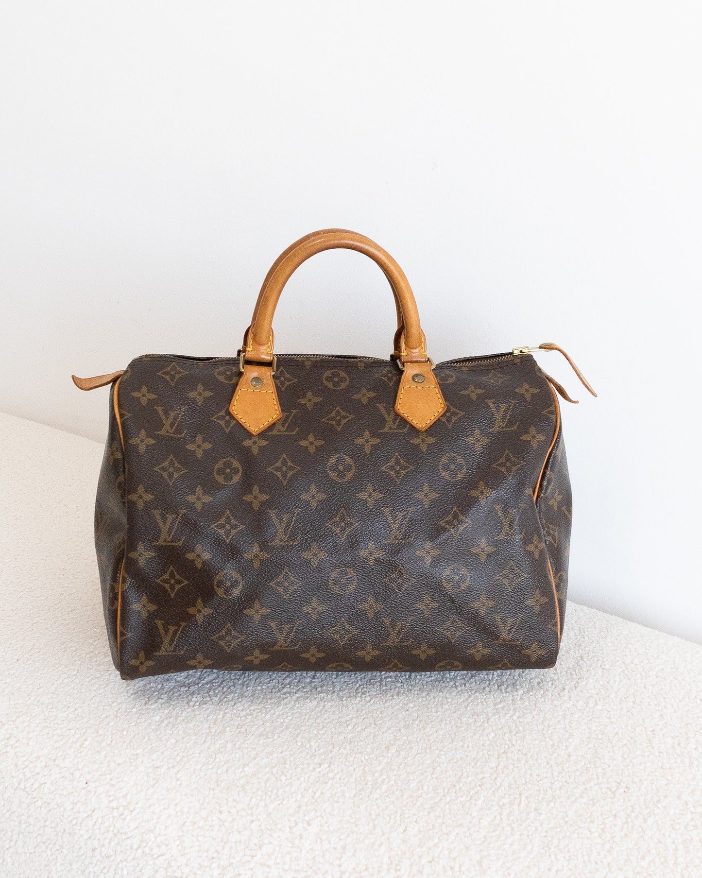 LOUIS VUITTON Speedy 30