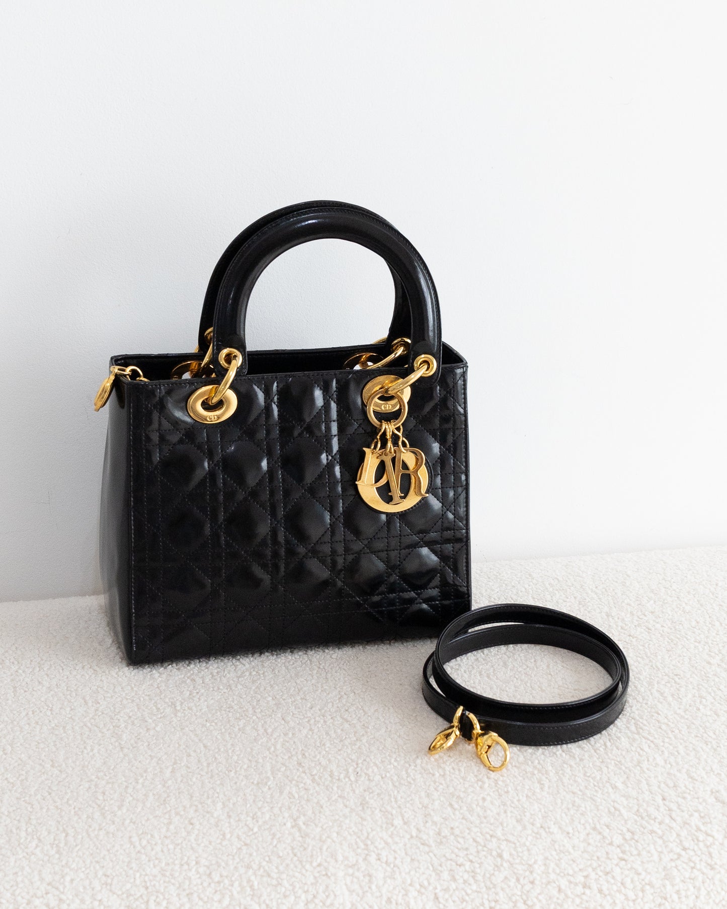CHRISTIAN DIOR Medium Lady Dior
