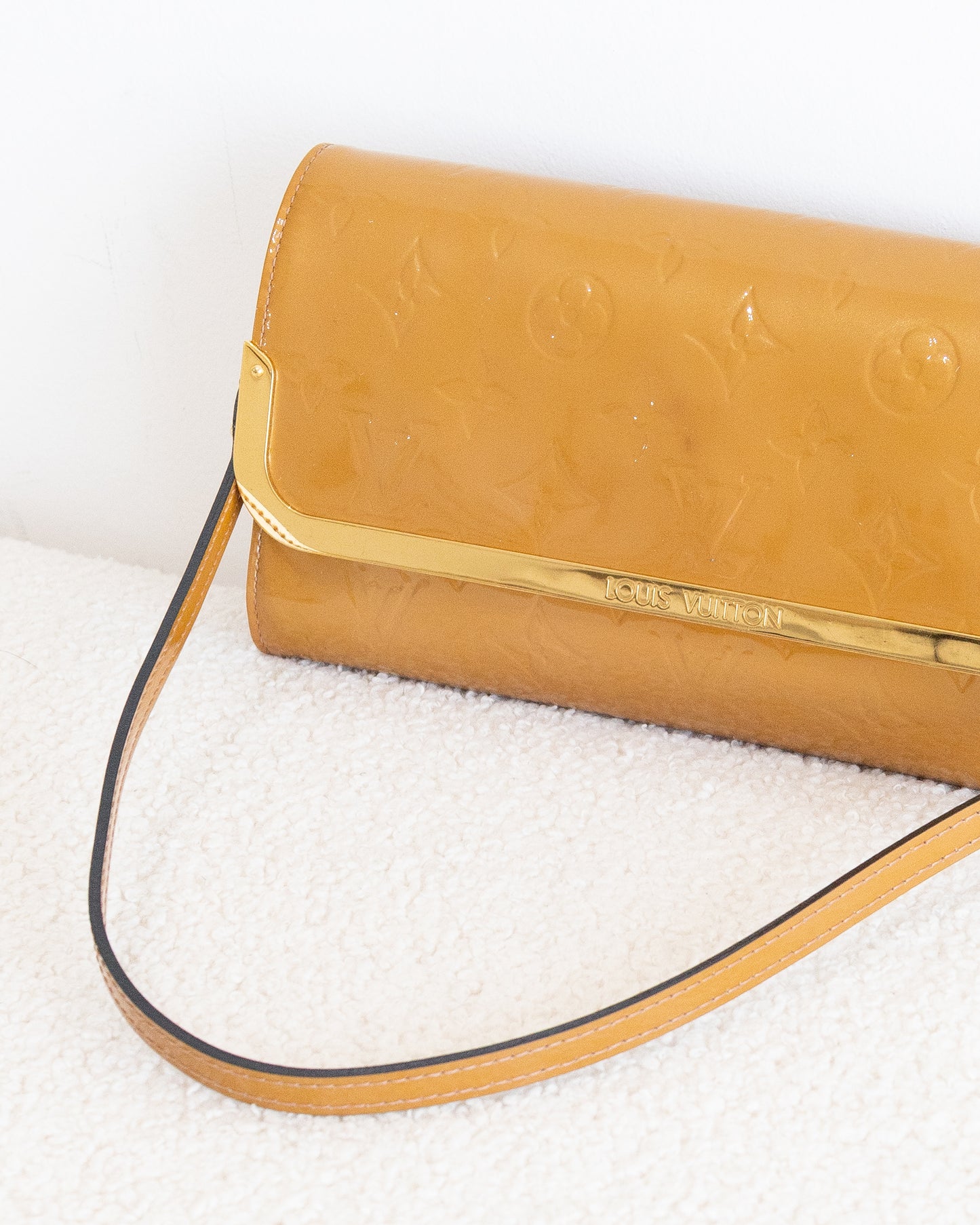 LOUIS VUITTON Rossmore MM