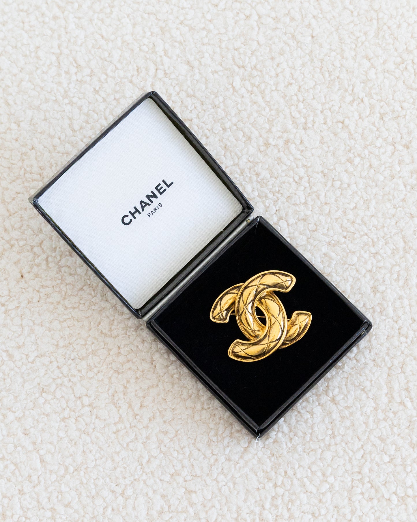 CHANEL Quilted CC Brooch