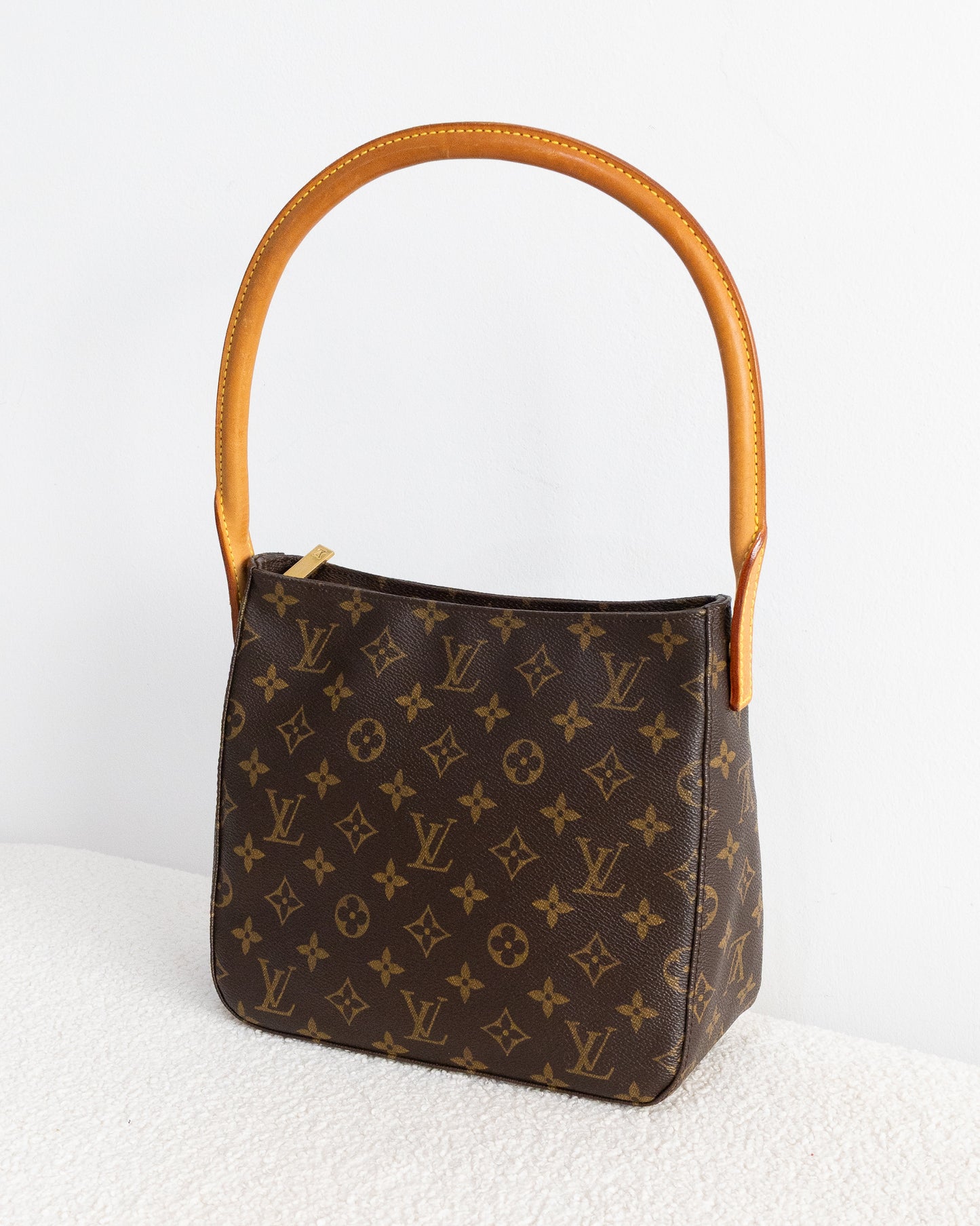 LOUIS VUITTON Looping