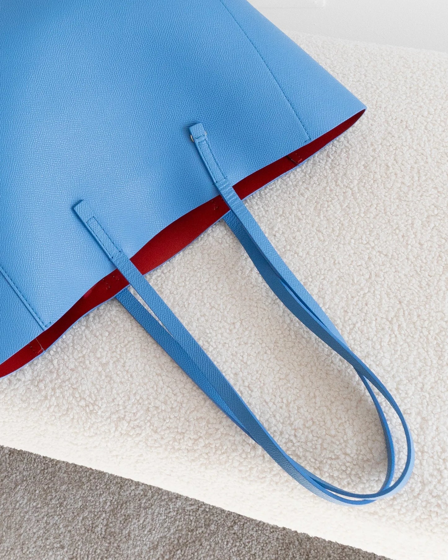 CAROLINA HERRERA Tote