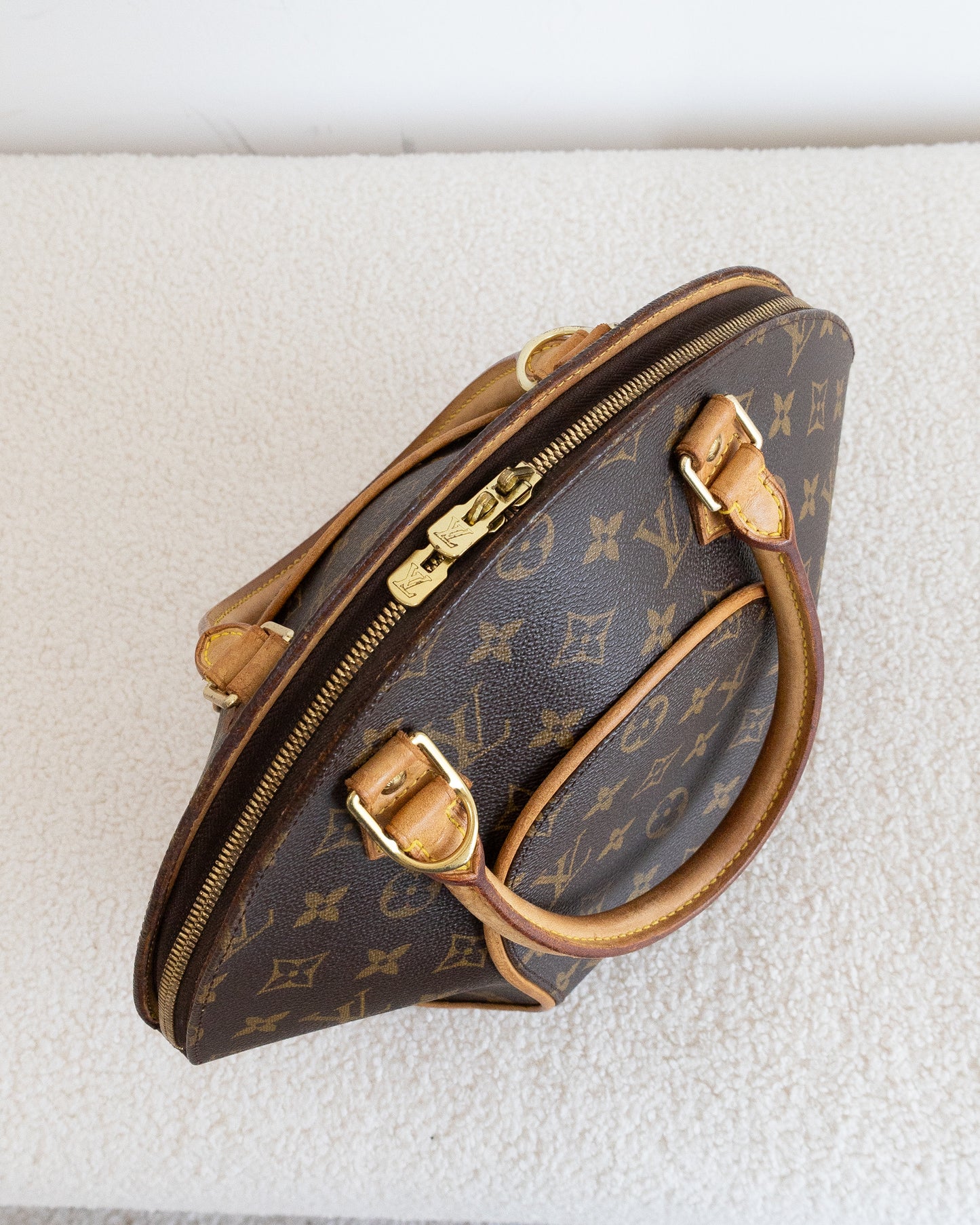 LOUIS VUITTON Ellipse PM