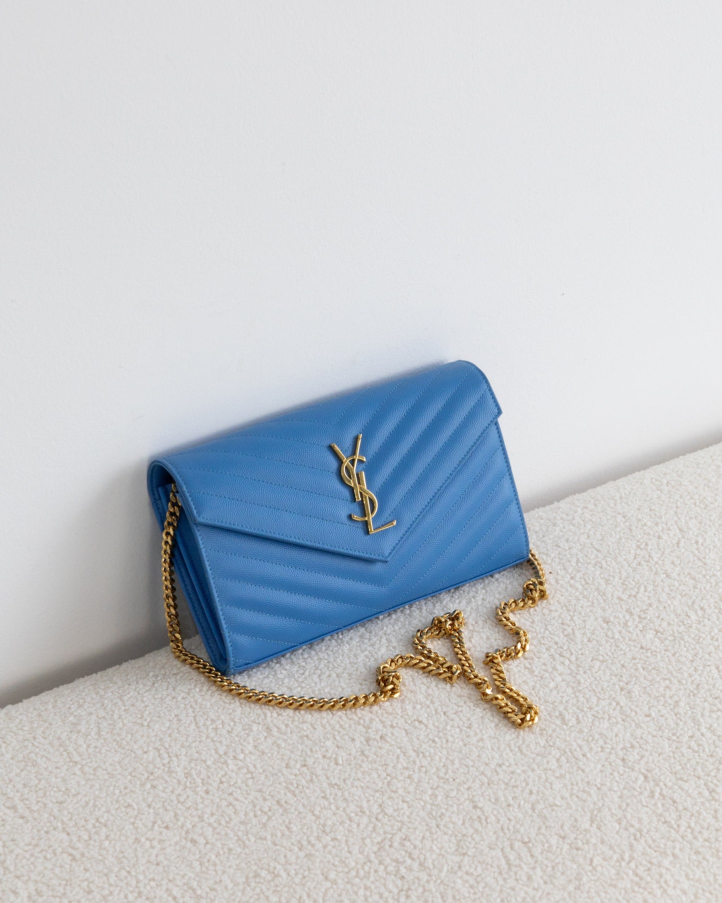 SAINT LAURENT Cassandre WOC
