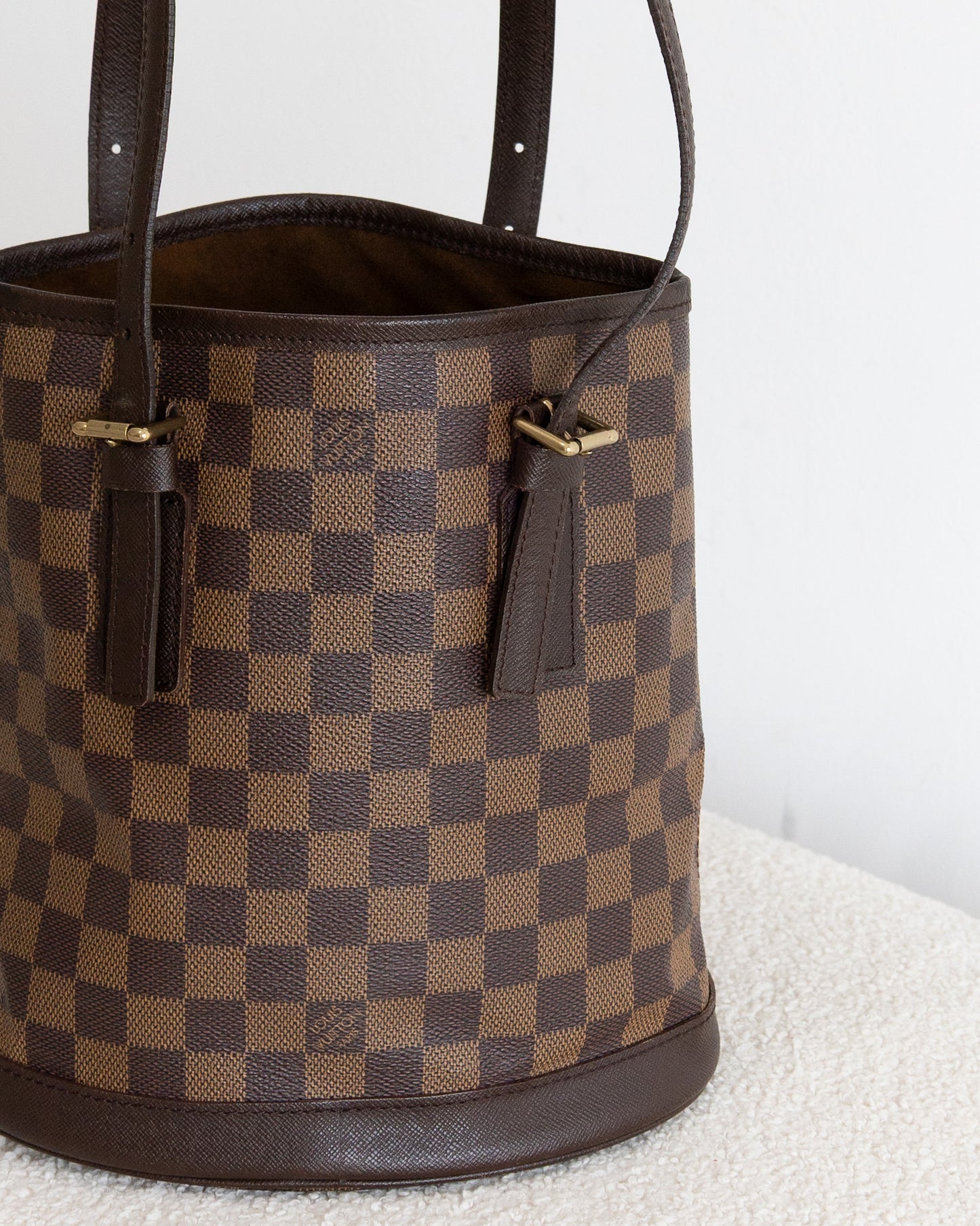 LOUIS VUITTON Marais Bucket PM