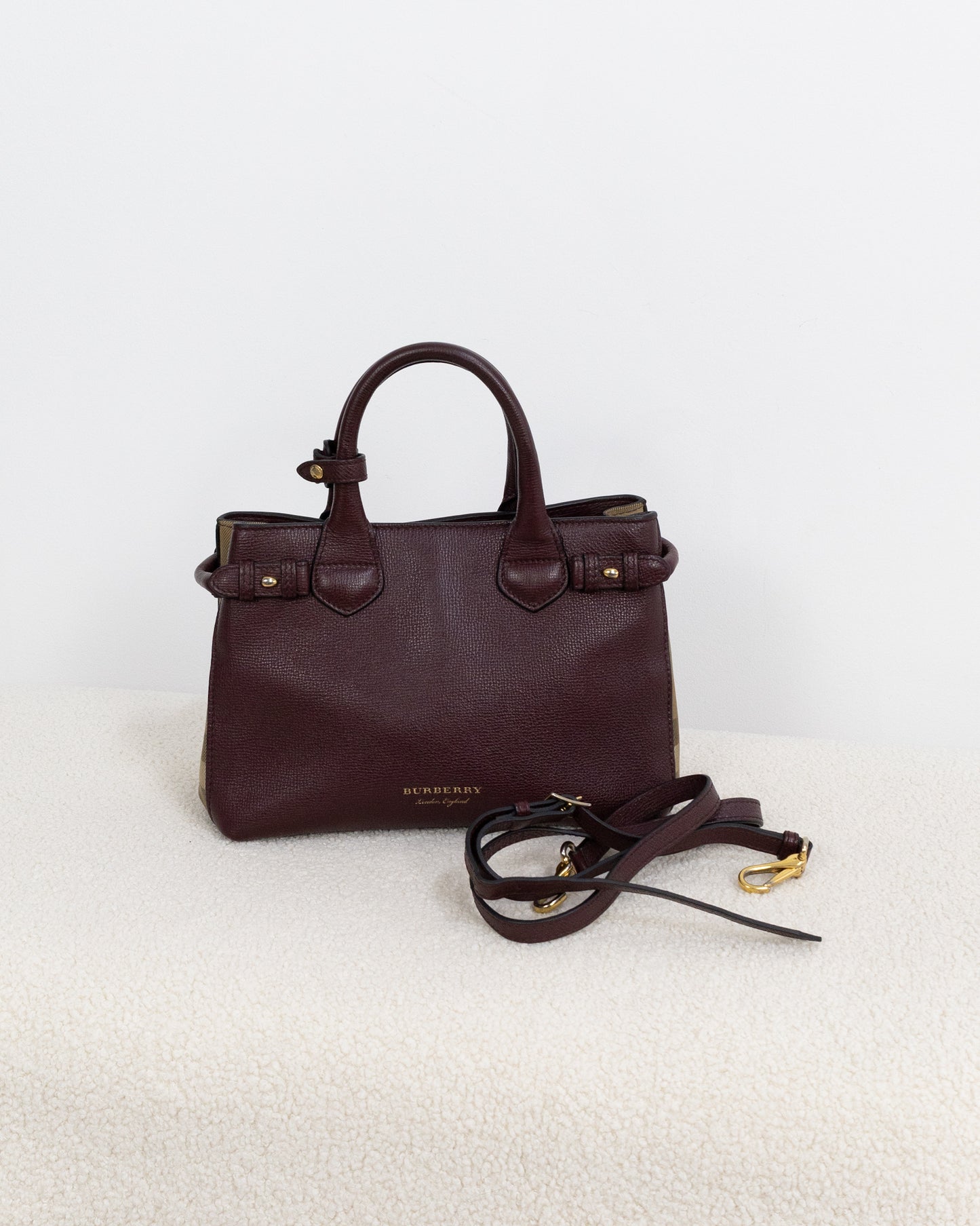 BURBERRY Banner Small