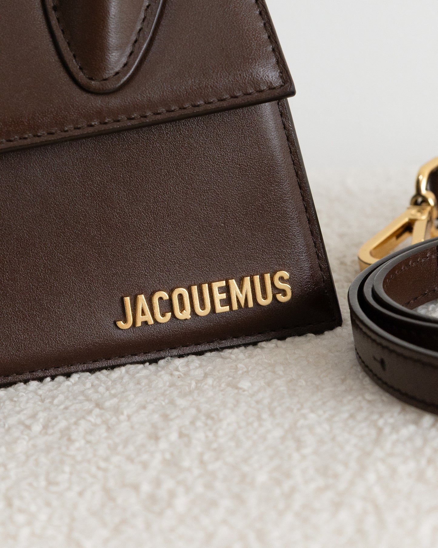 JACQUEMUS Le Chiquito Médium