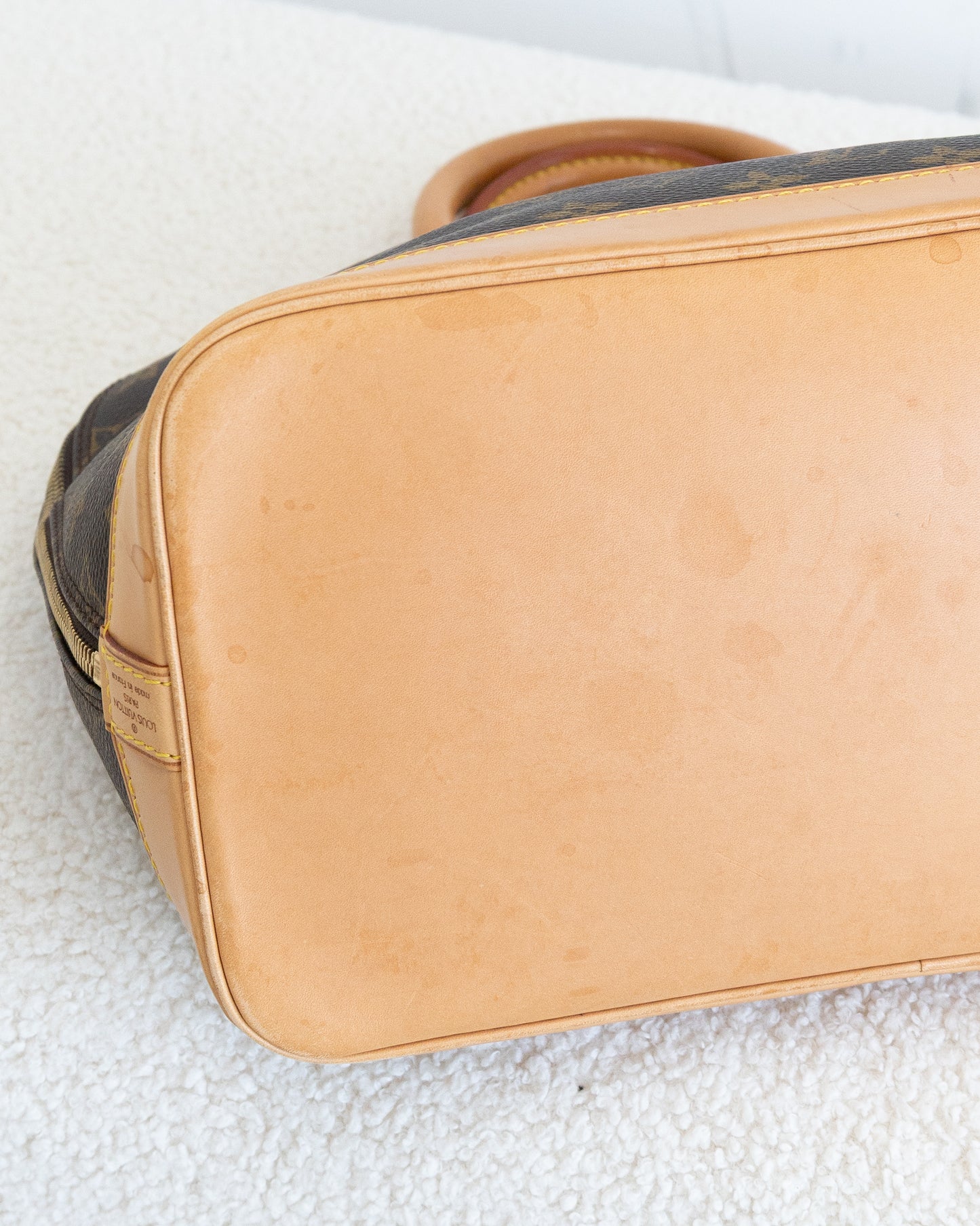 LOUIS VUITTON Alma PM
