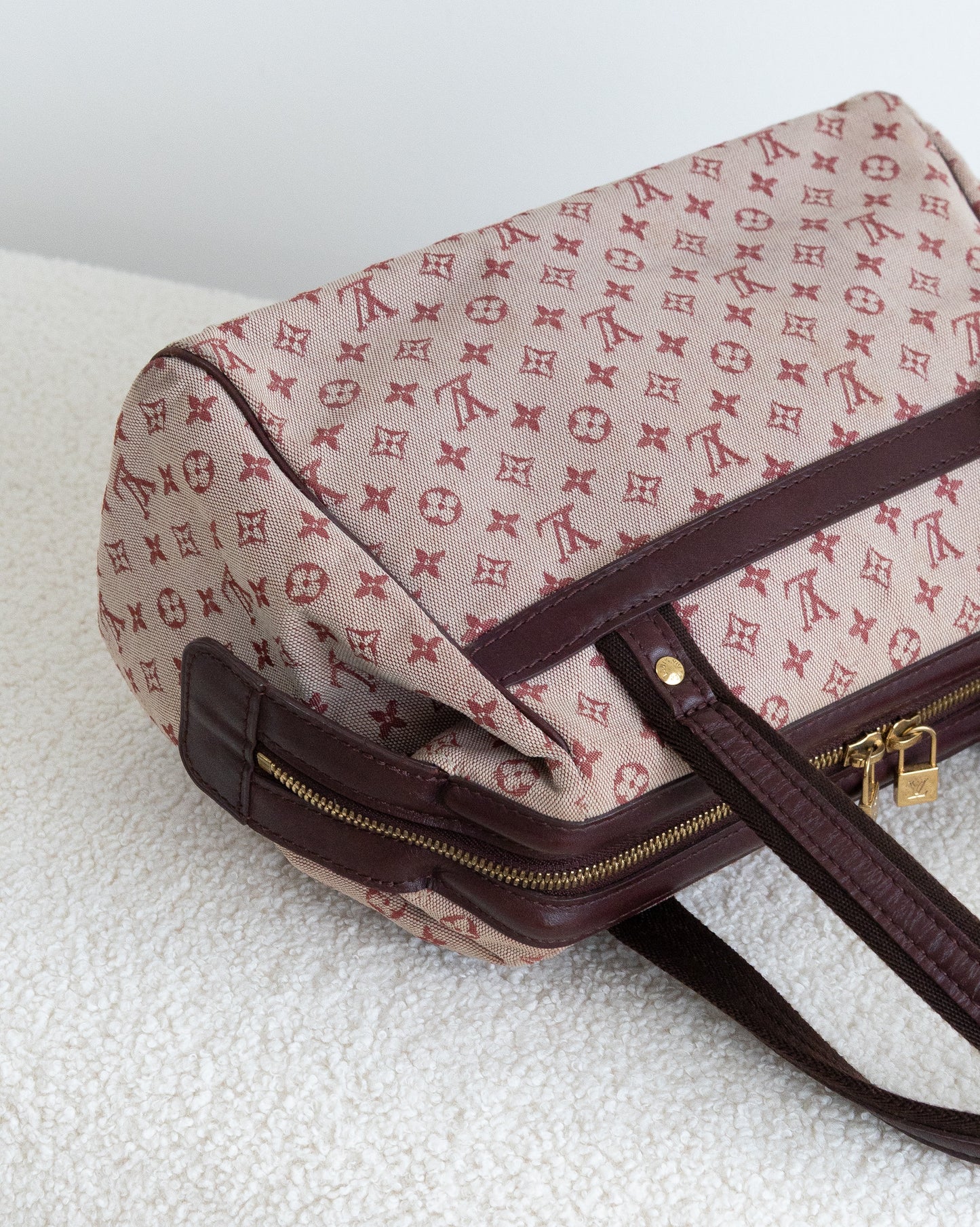 LOUIS VUITTON Josephine