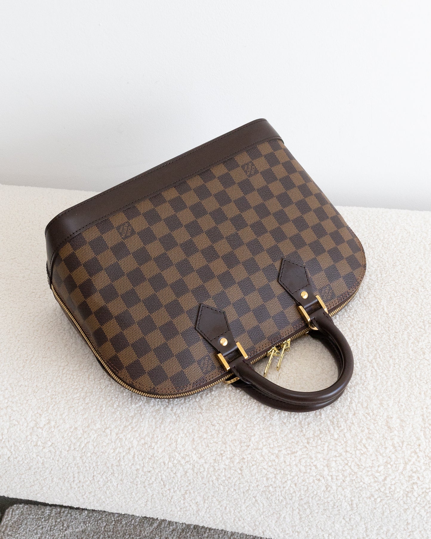 LOUIS VUITTON Alma PM