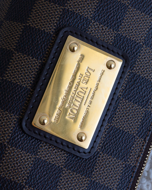 LOUIS VUITTON Eva Pochette