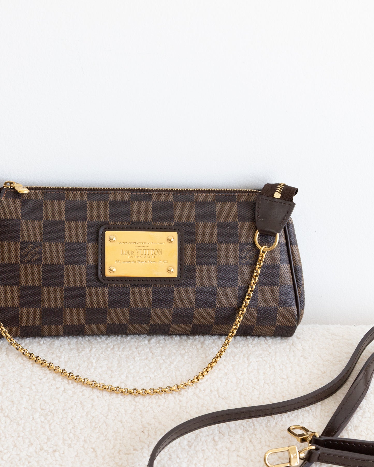 LOUIS VUITTON Eva Pochette