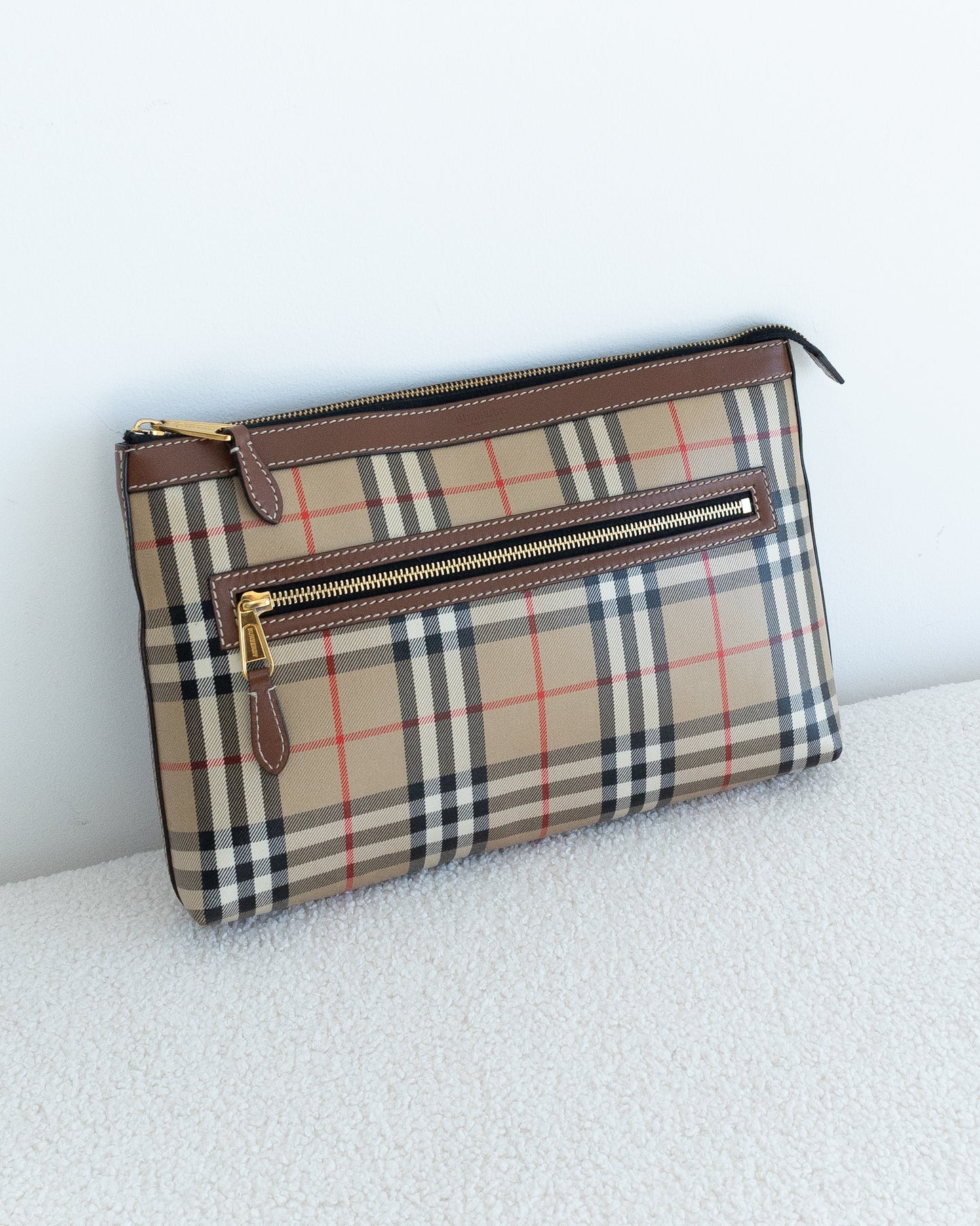 BURBERRY Large Pouch