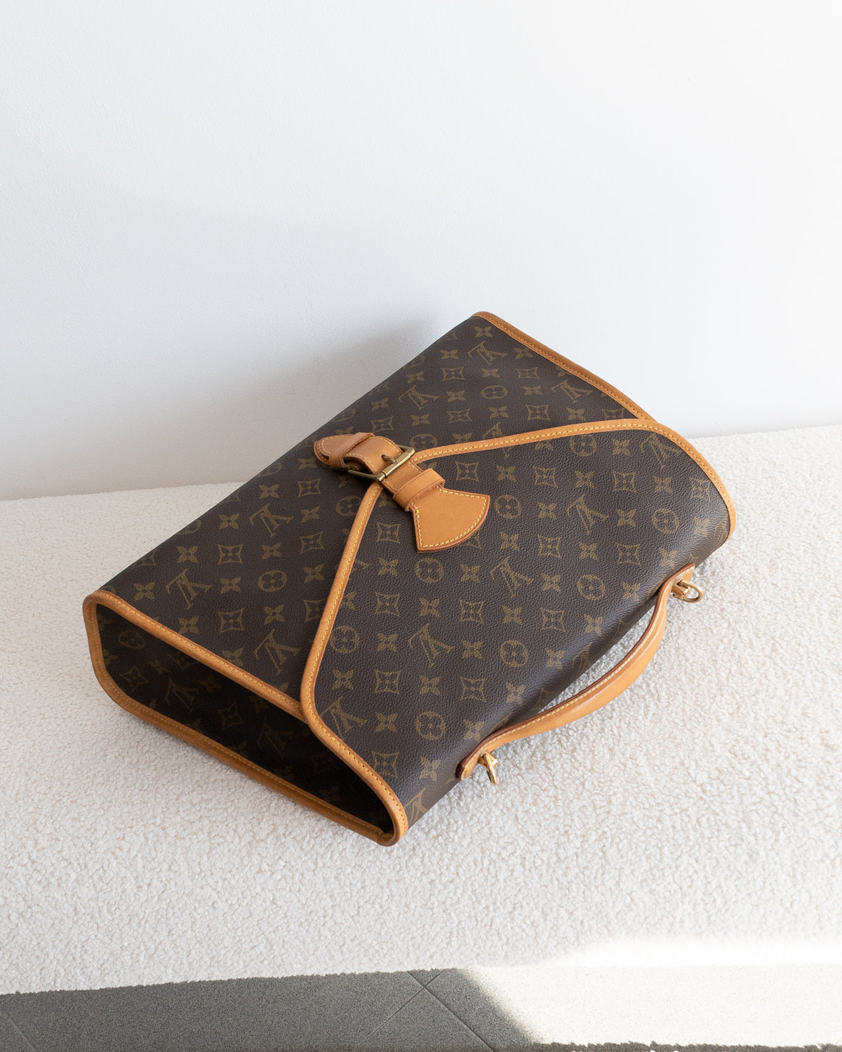 LOUIS VUITTON Beverly Briefcase MM