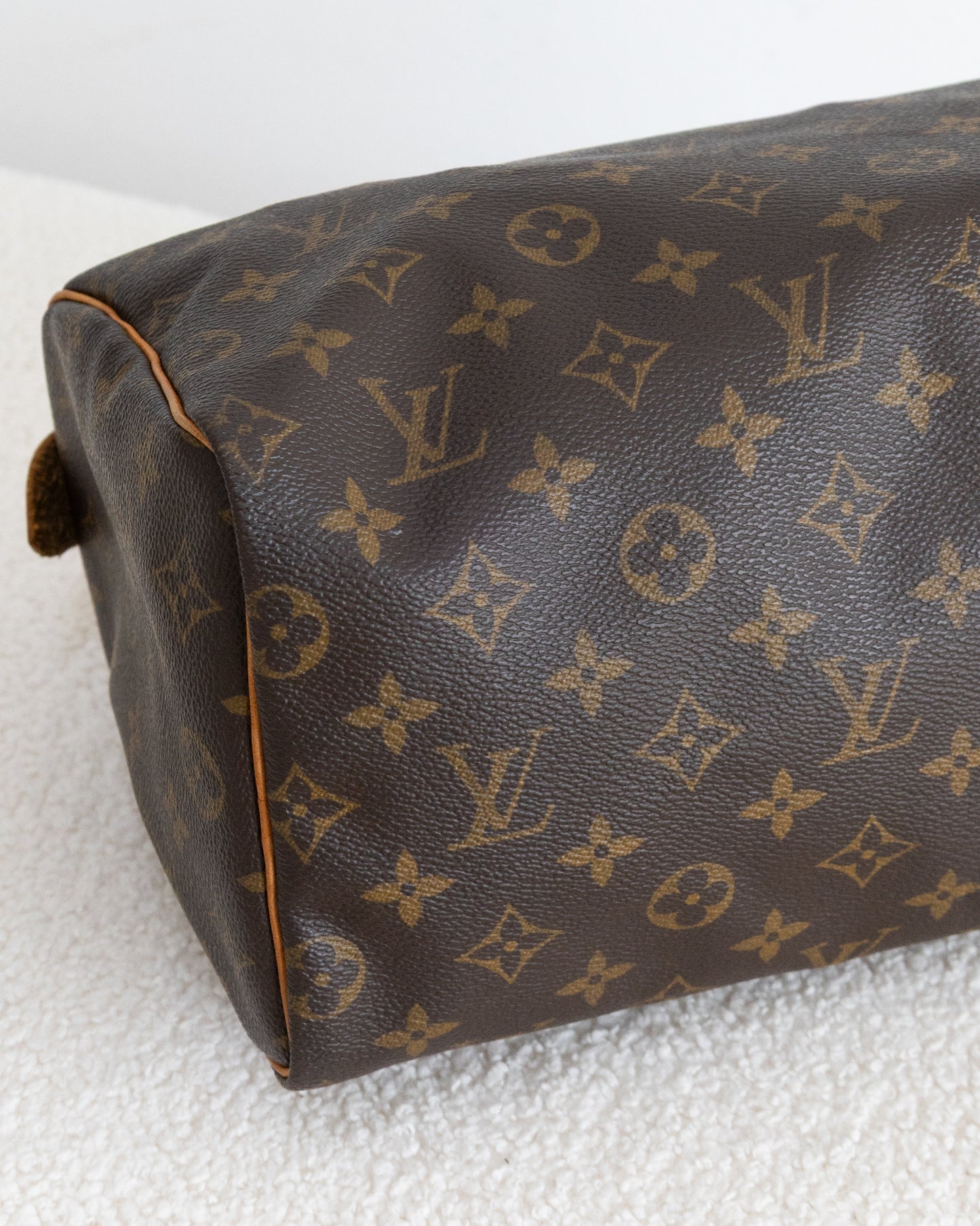 LOUIS VUITTON Speedy 25