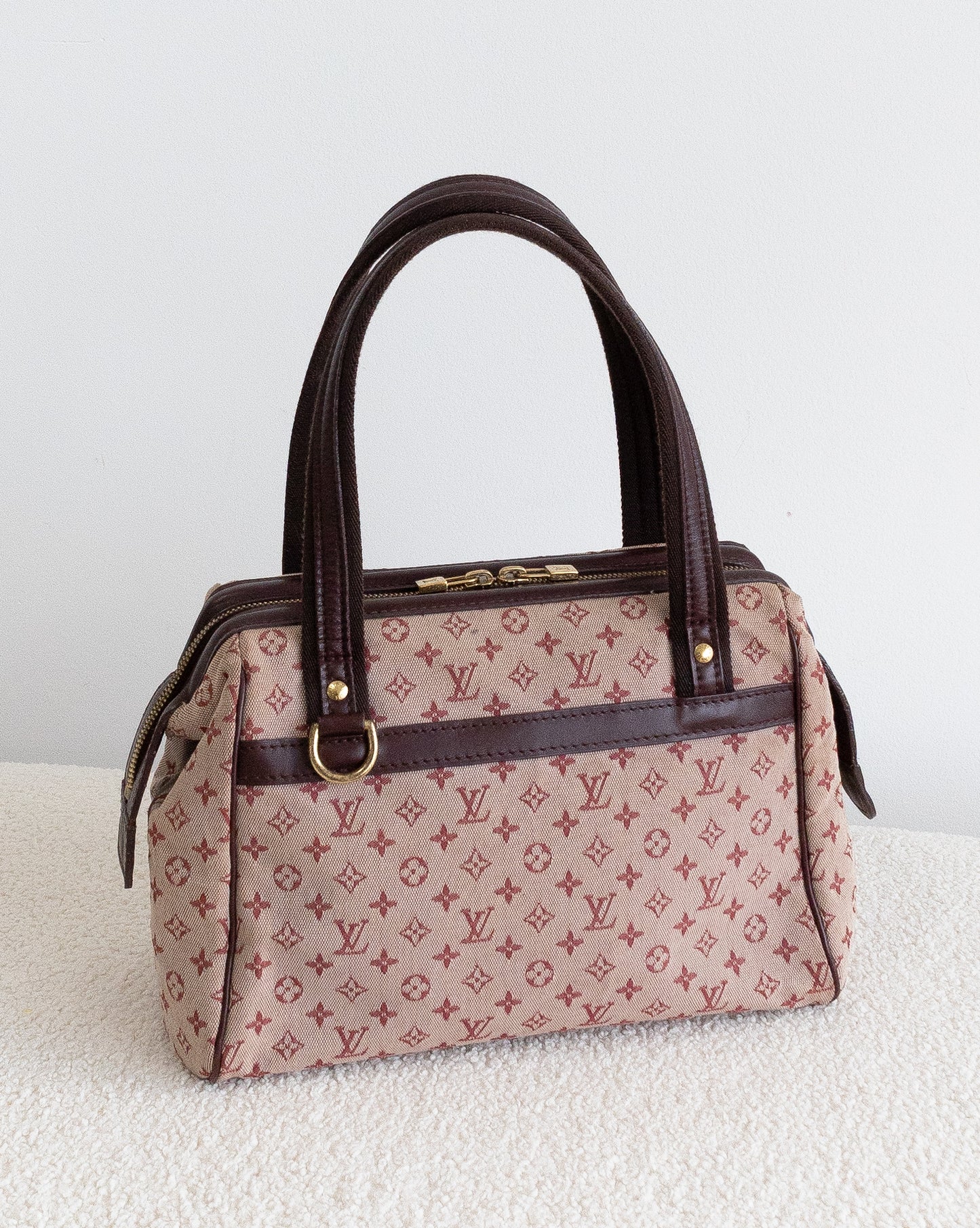 LOUIS VUITTON Josephine