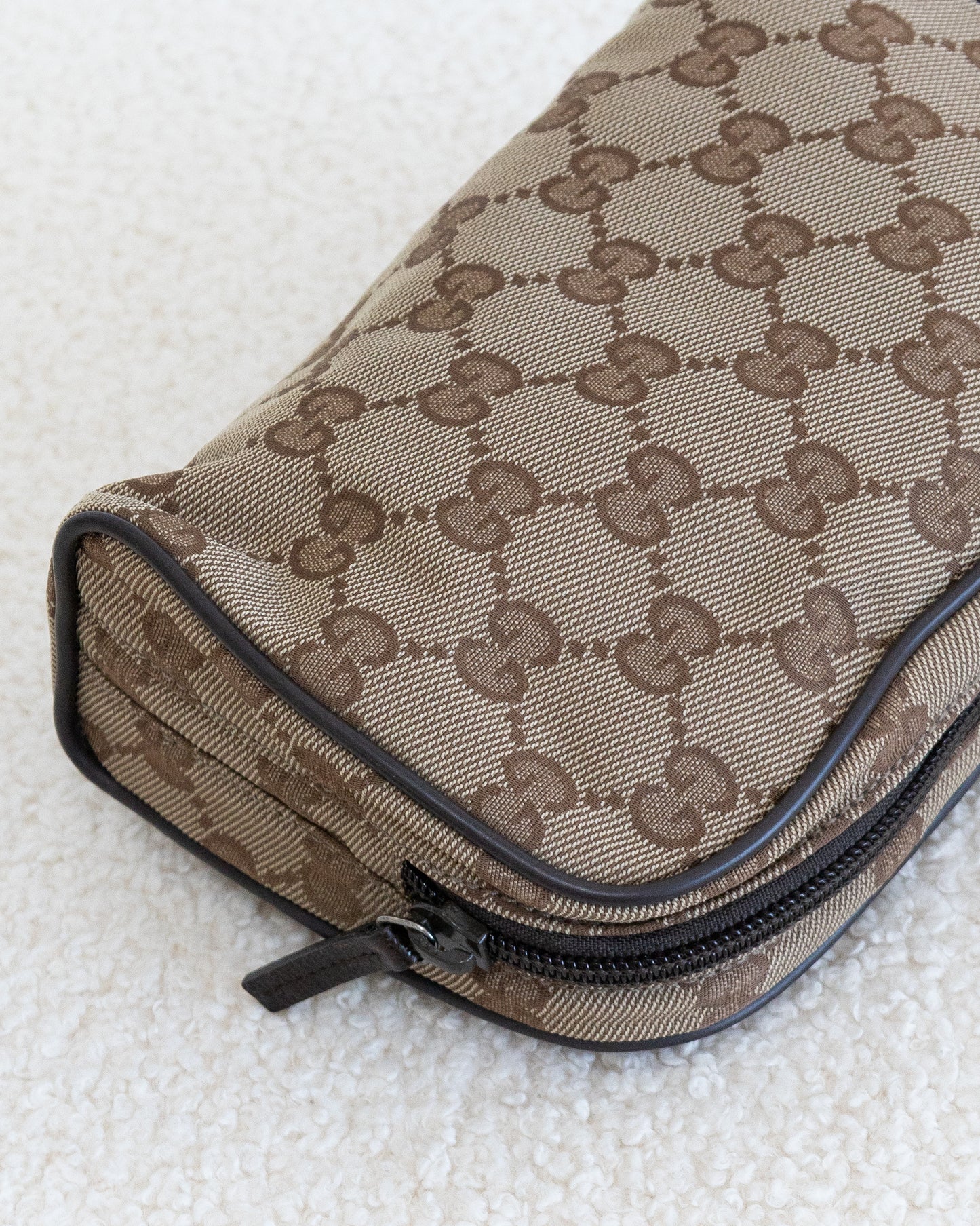 GUCCI Pouch