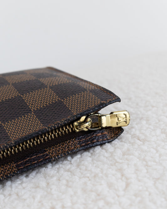 LOUIS VUITTON Pouch