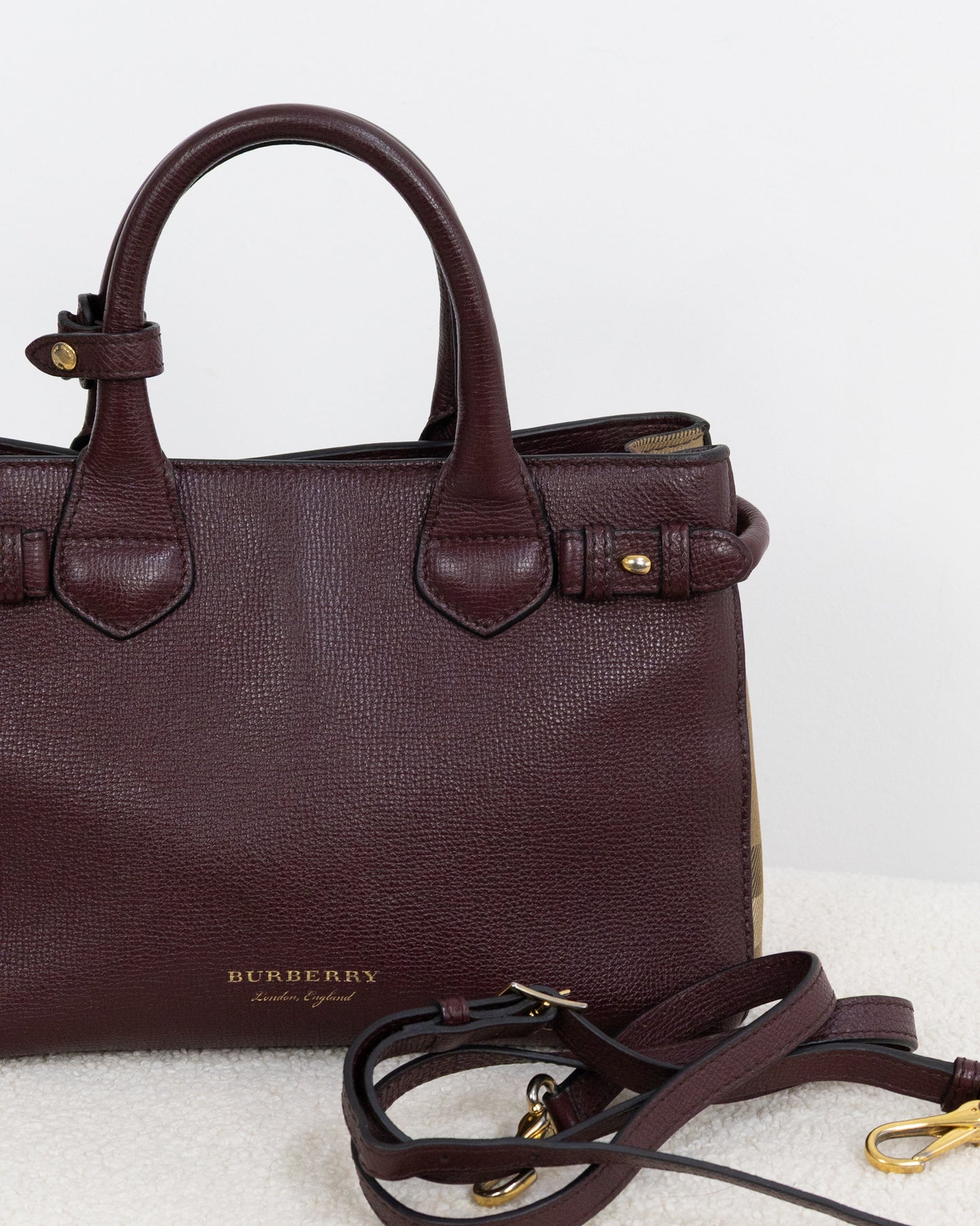 BURBERRY Banner Small