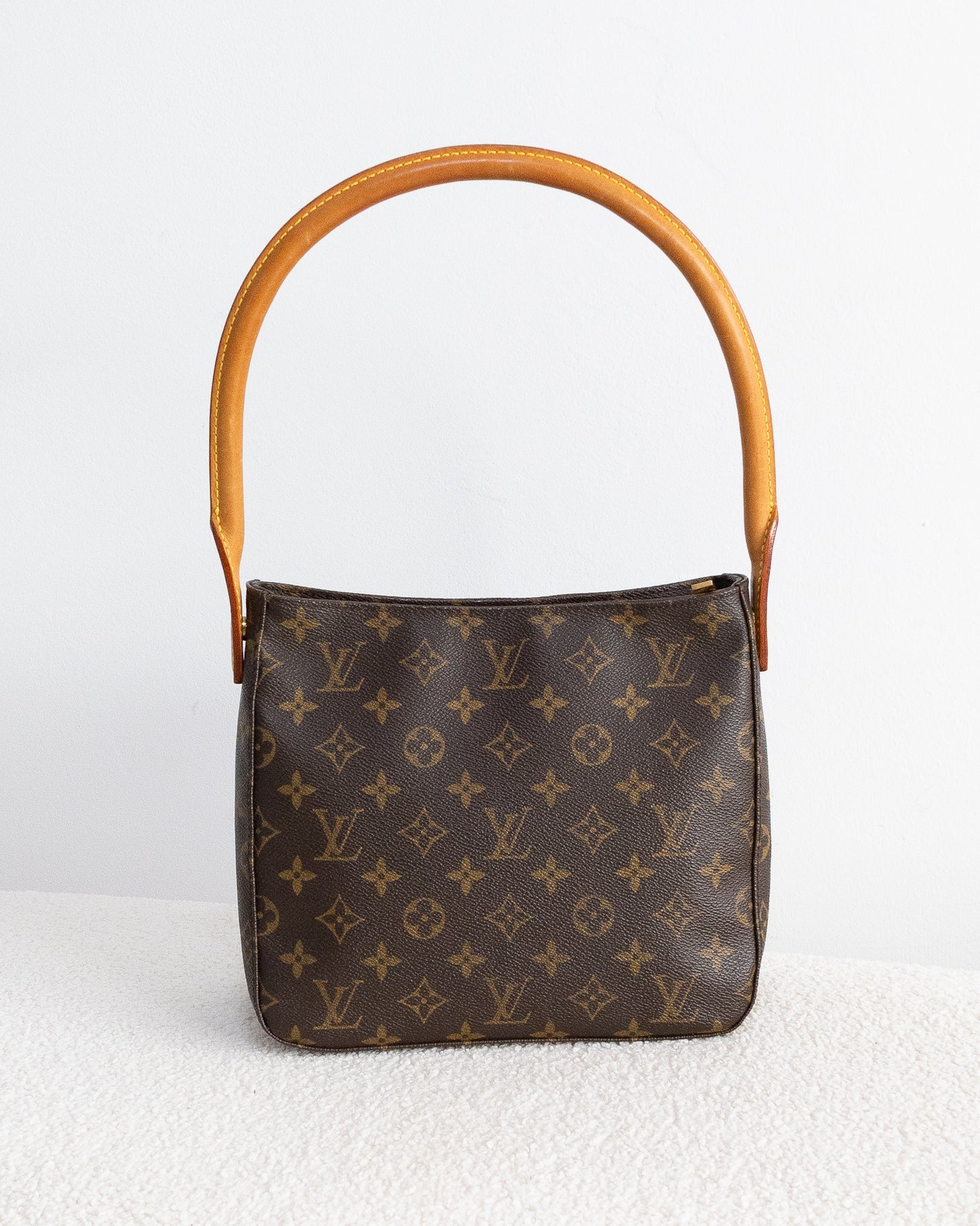 LOUIS VUITTON Looping