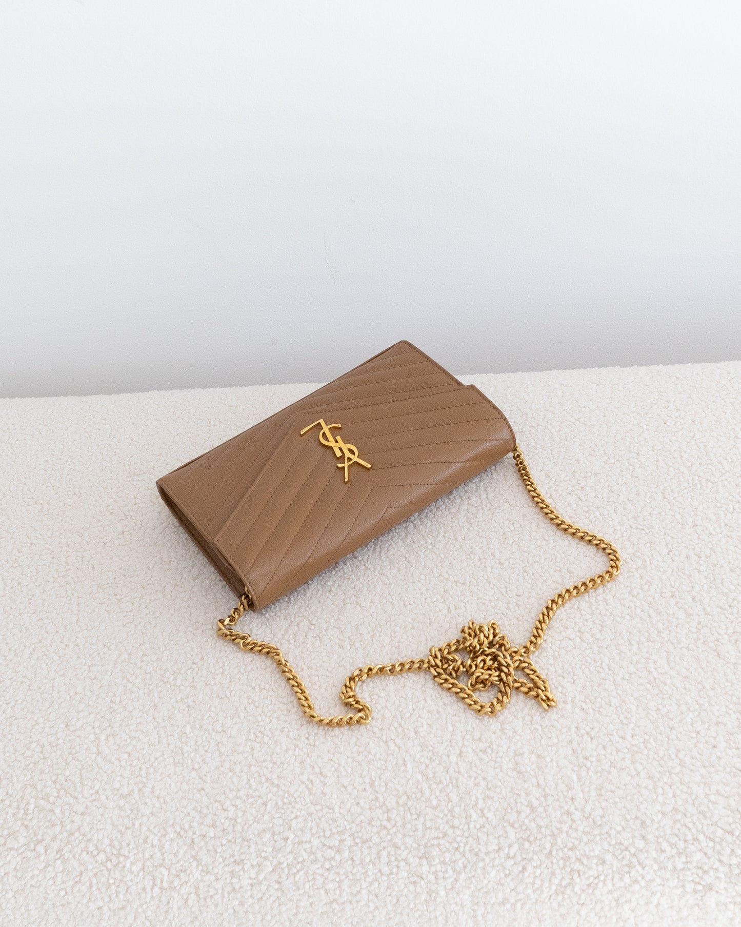 SAINT LAURENT Cassandre WOC