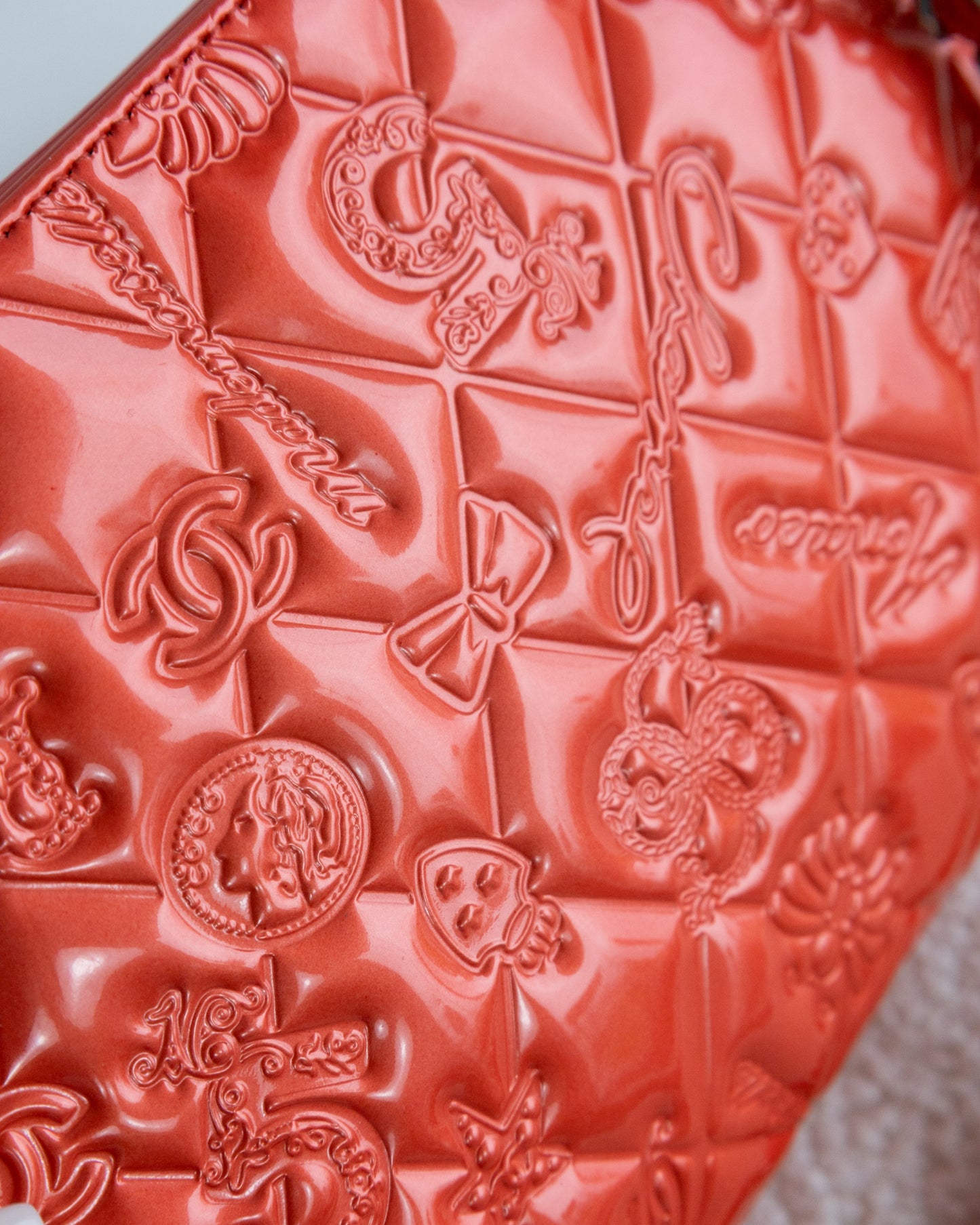 CHANEL Pochette Lucky Symbols