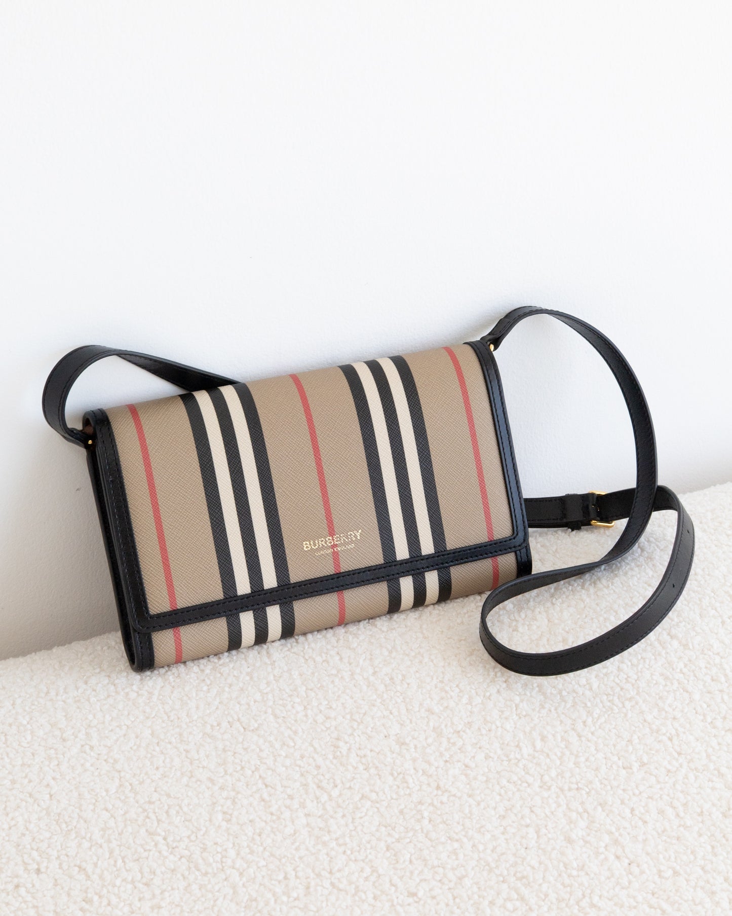BURBERRY Crossbody Pochette