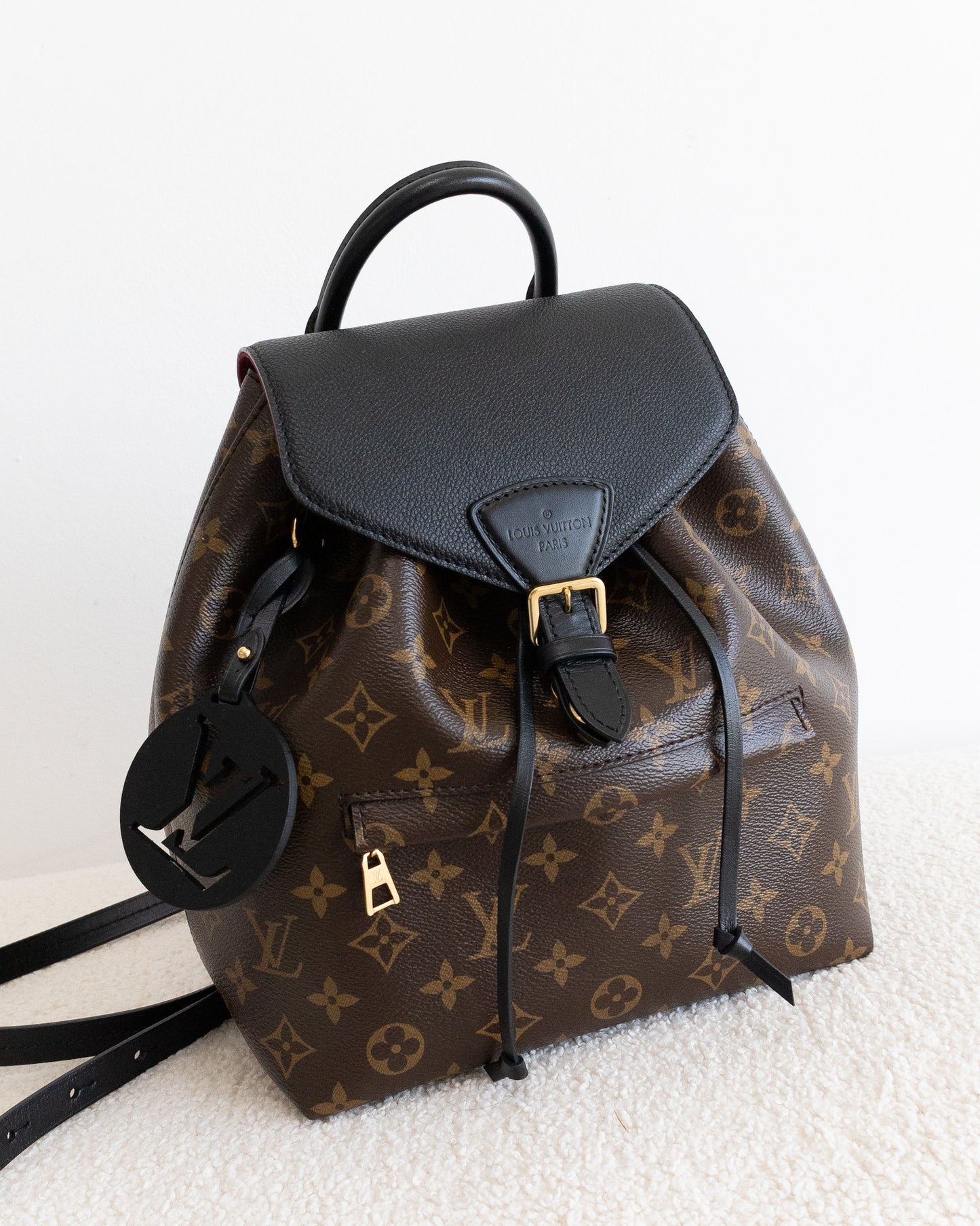 LOUIS VUITTON Montsouris PM