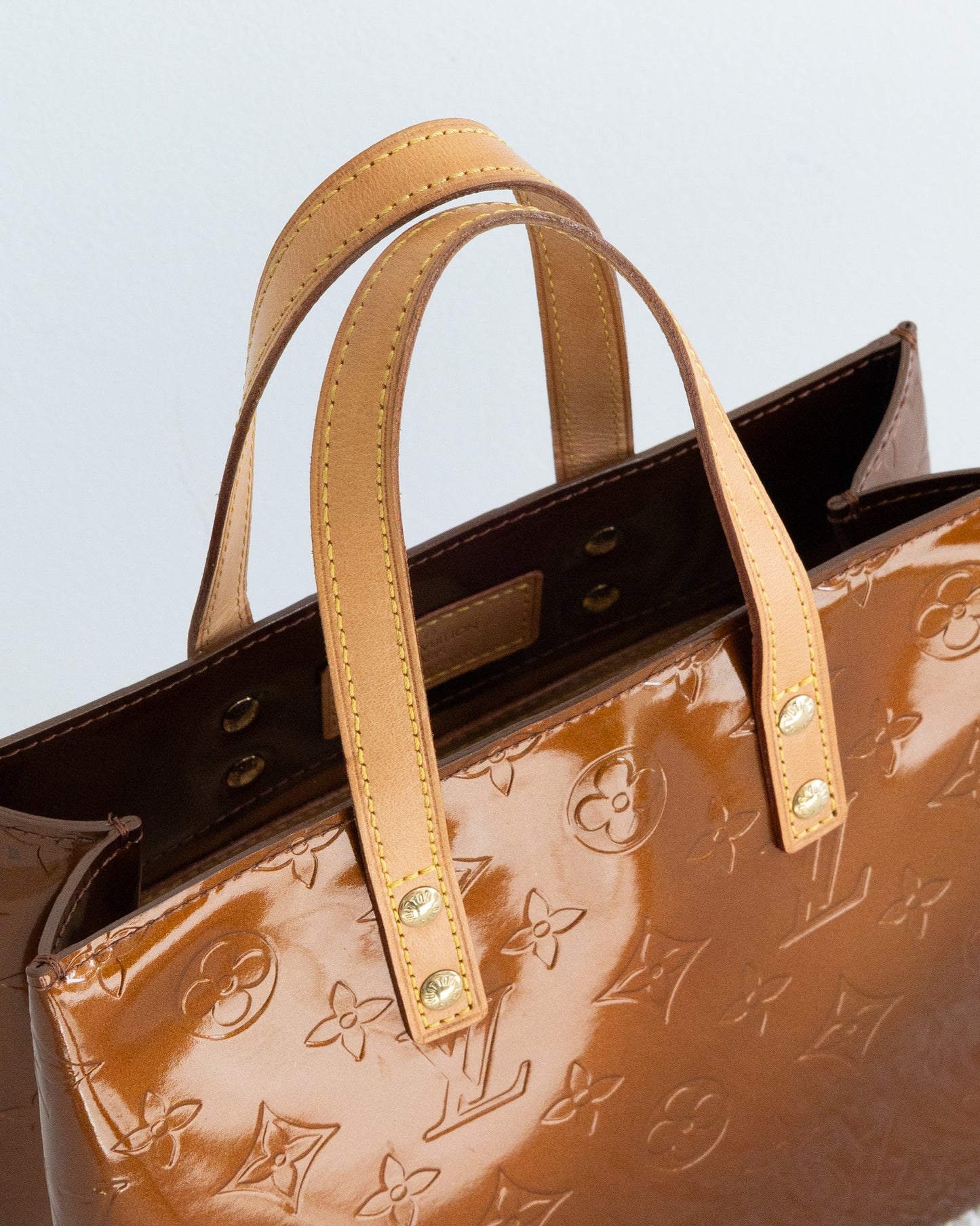 LOUIS VUITTON Reade PM