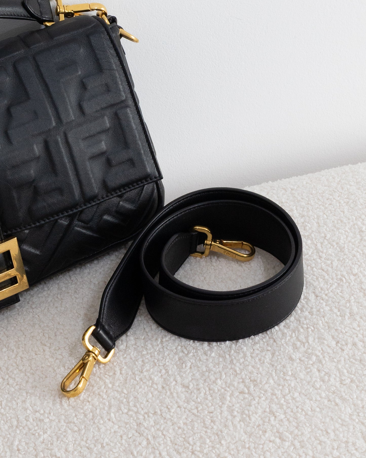 FENDI Baguette 2 Ways