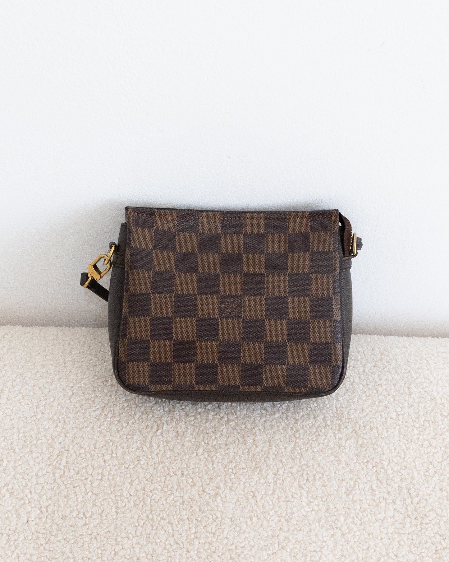 LOUIS VUITTON Trousse Pochette