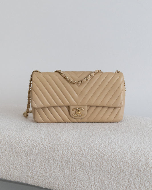 CHANEL Single Flap Chevron