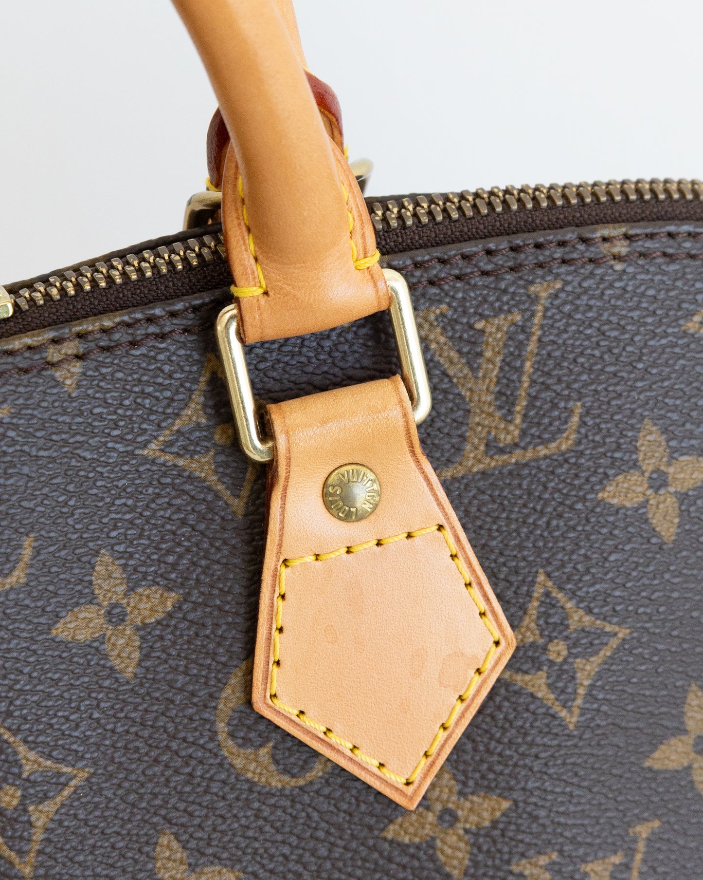 LOUIS VUITTON Alma PM