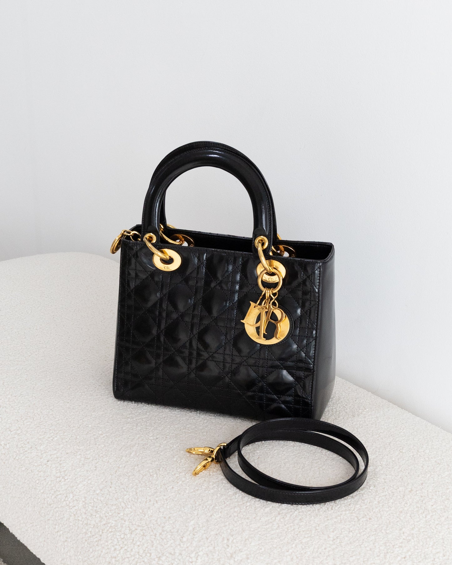 CHRISTIAN DIOR Medium Lady Dior