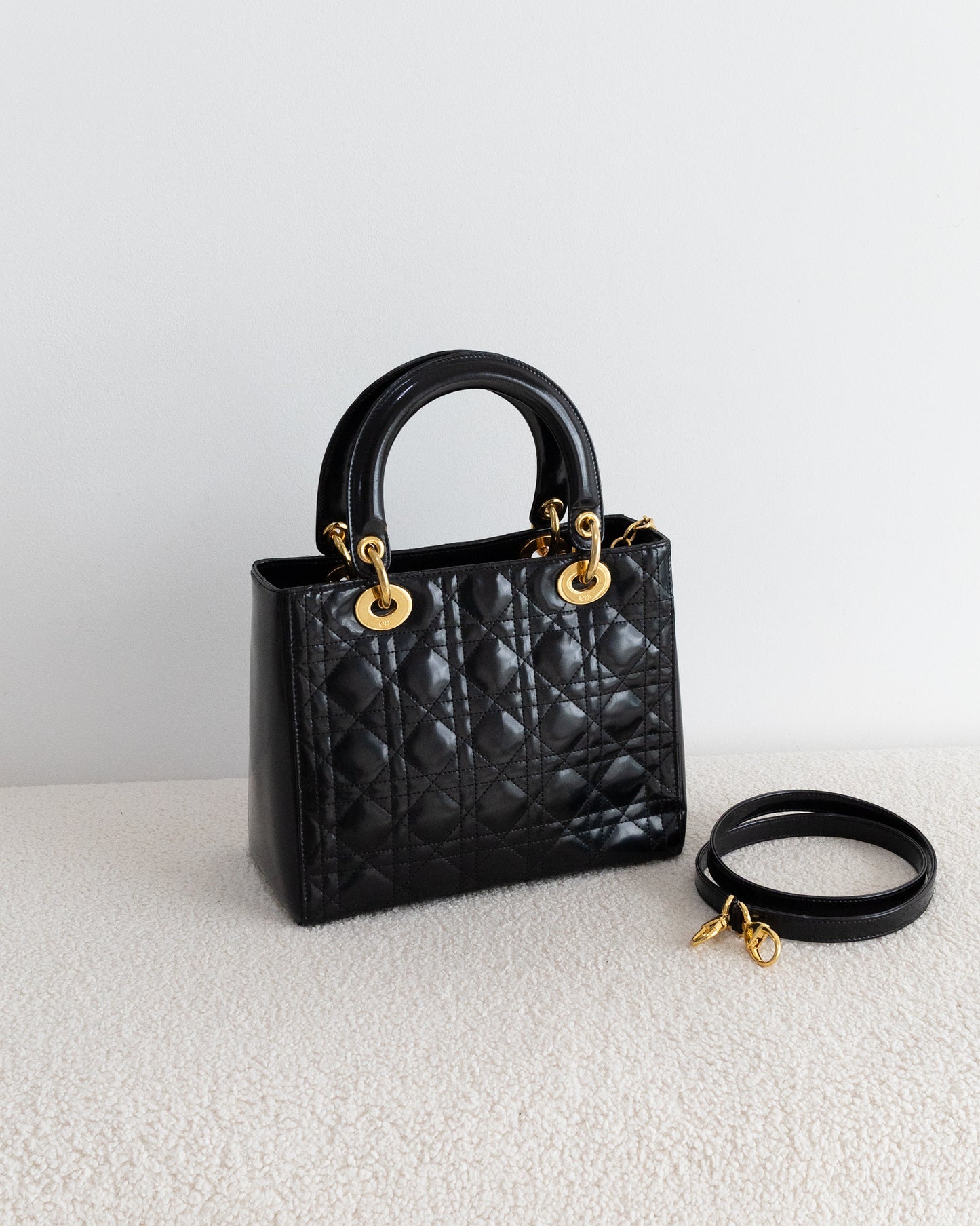 CHRISTIAN DIOR Medium Lady Dior