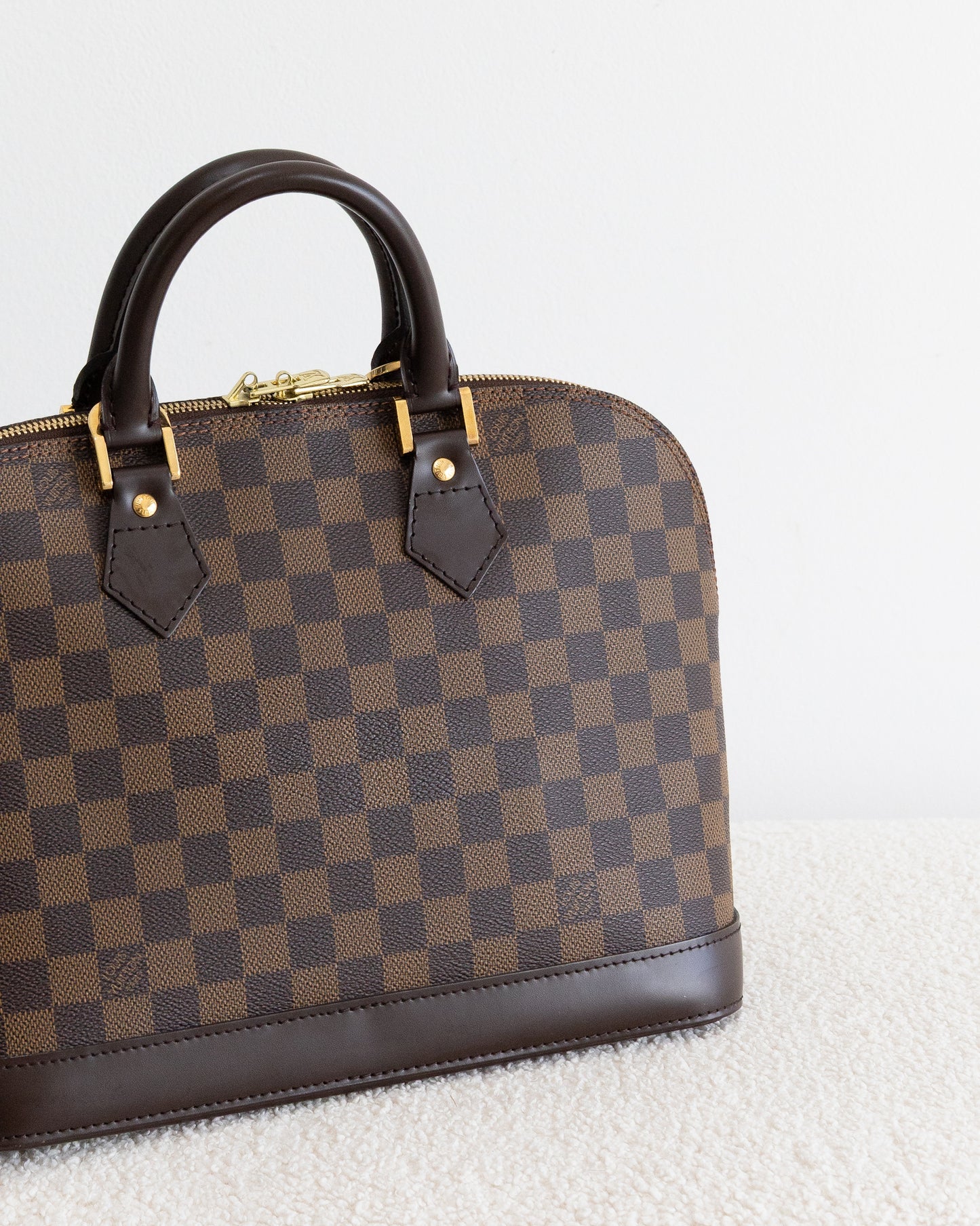 LOUIS VUITTON Alma PM