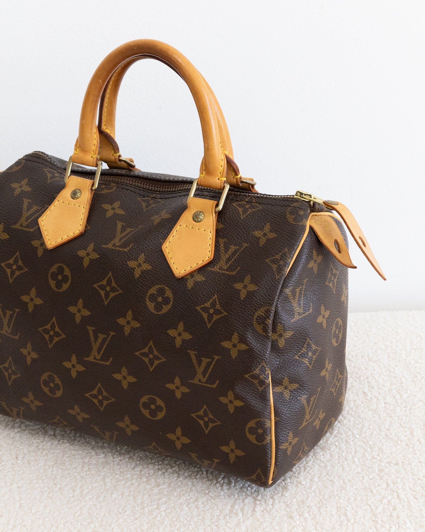 LOUIS VUITTON Speedy 25
