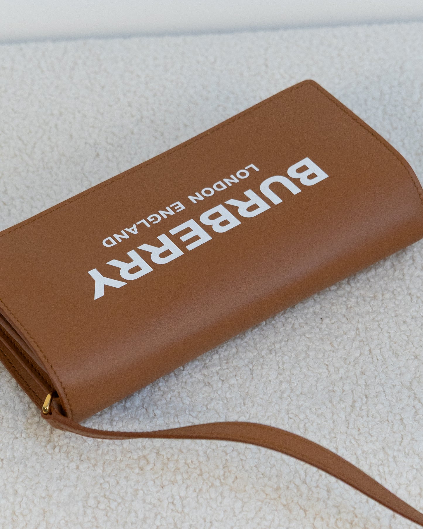 BURBERRY Hazelmere Logo