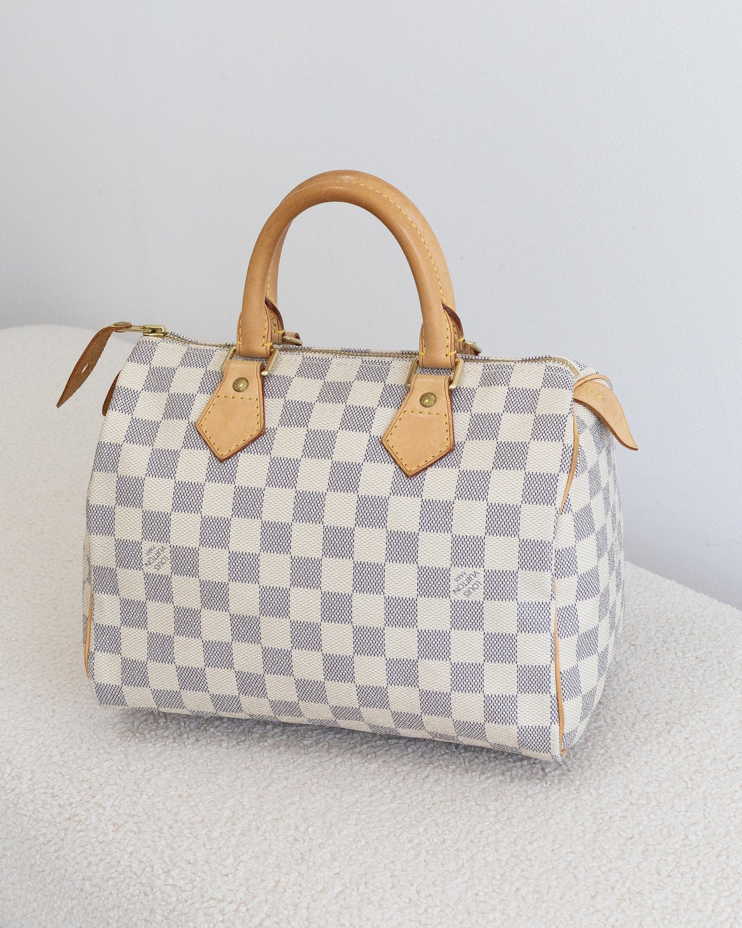 LOUIS VUITTON Speedy 25