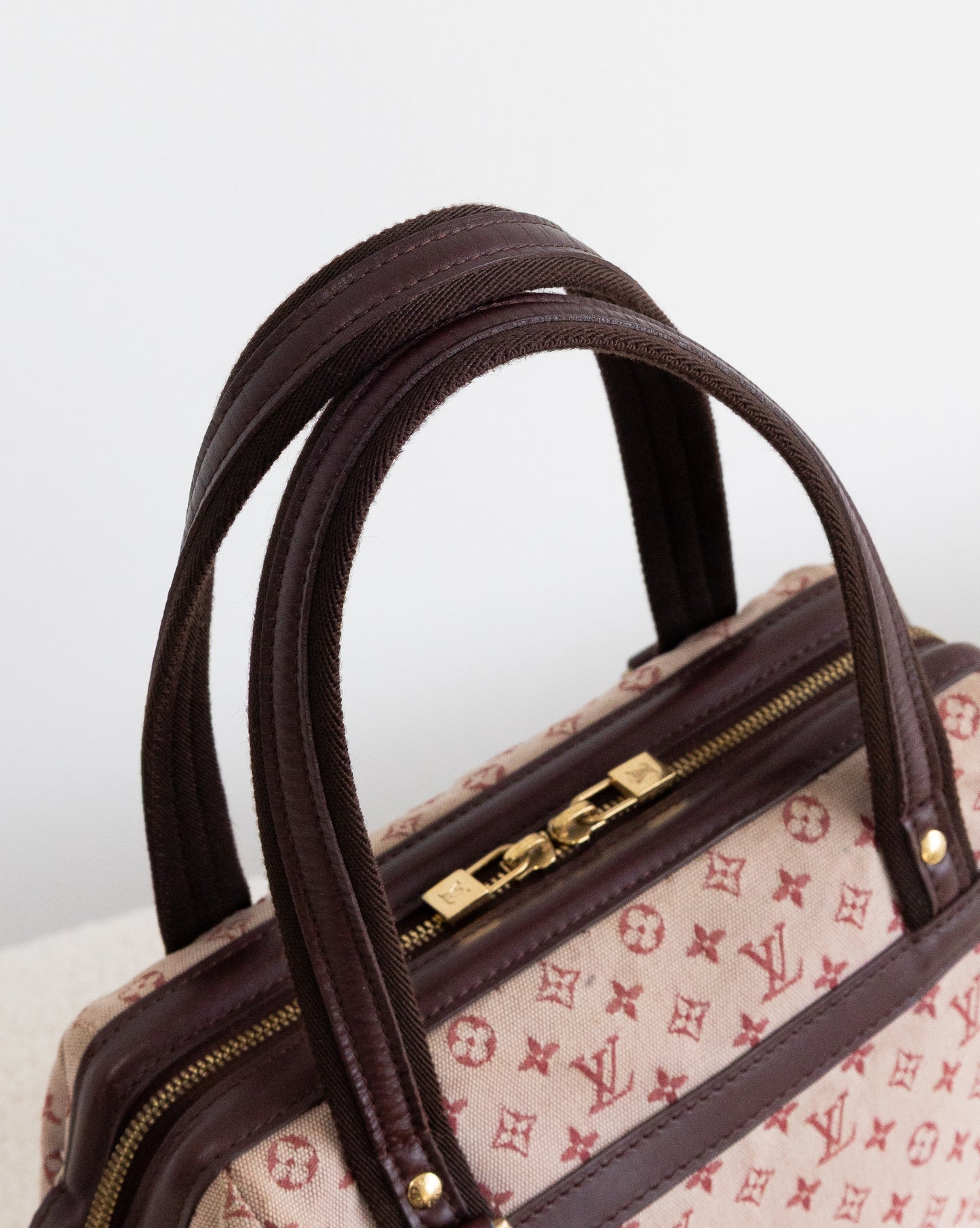 LOUIS VUITTON Josephine