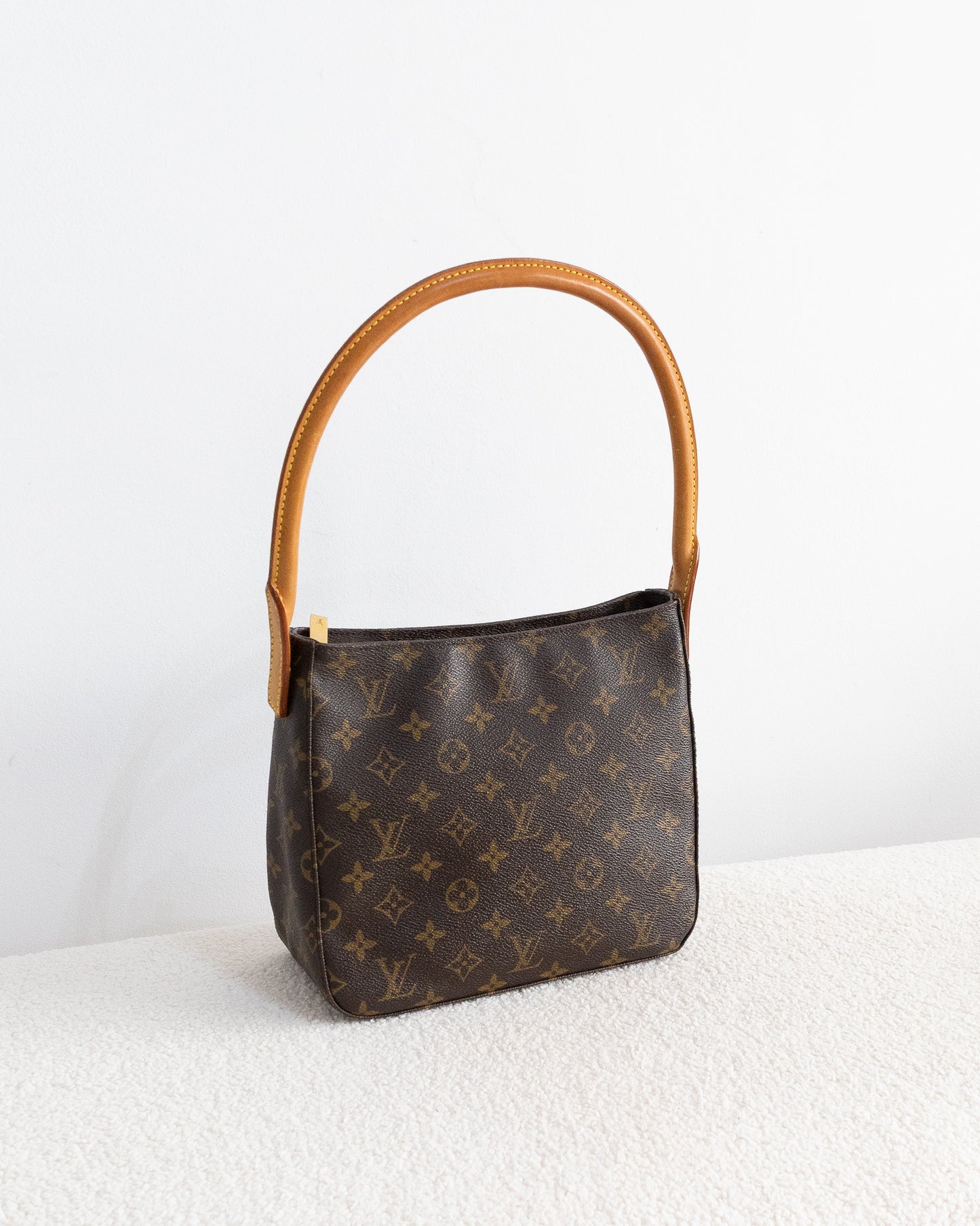 LOUIS VUITTON Looping