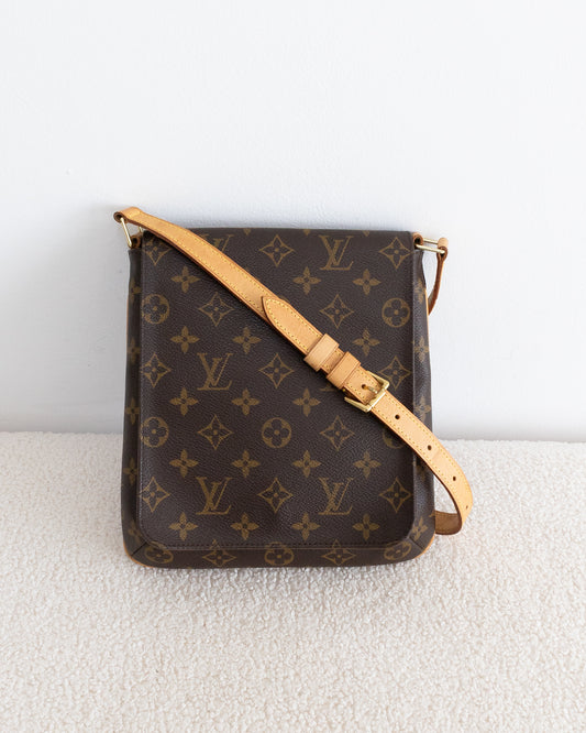 LOUIS VUITTON Musette Salsa PM