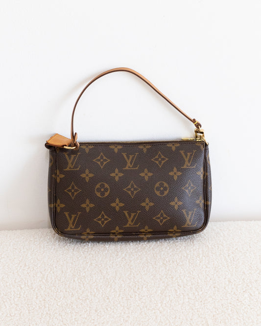 LOUIS VUITTON Pochette Accessoires