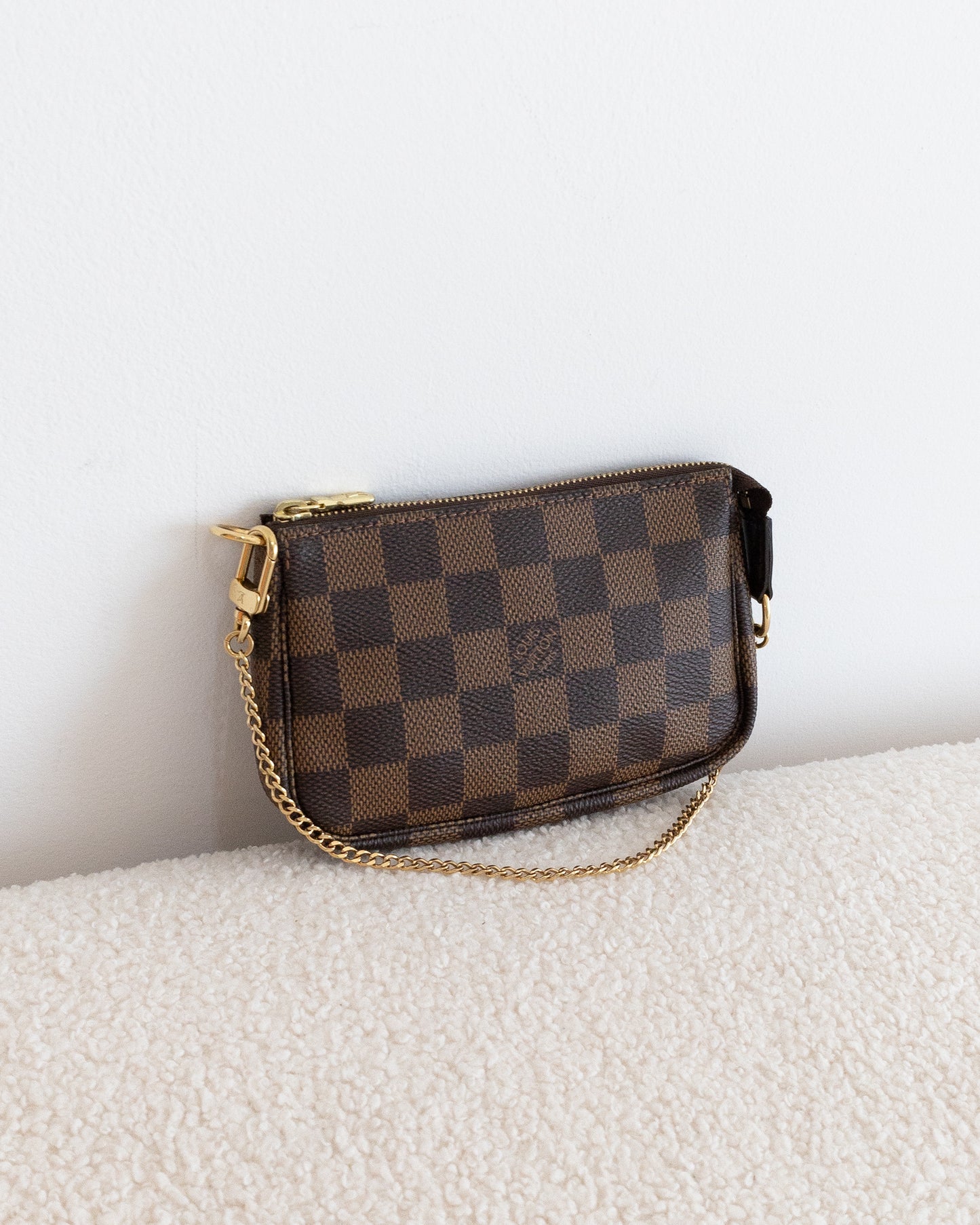 LOUIS VUITTON Mini Pochette Accessoires