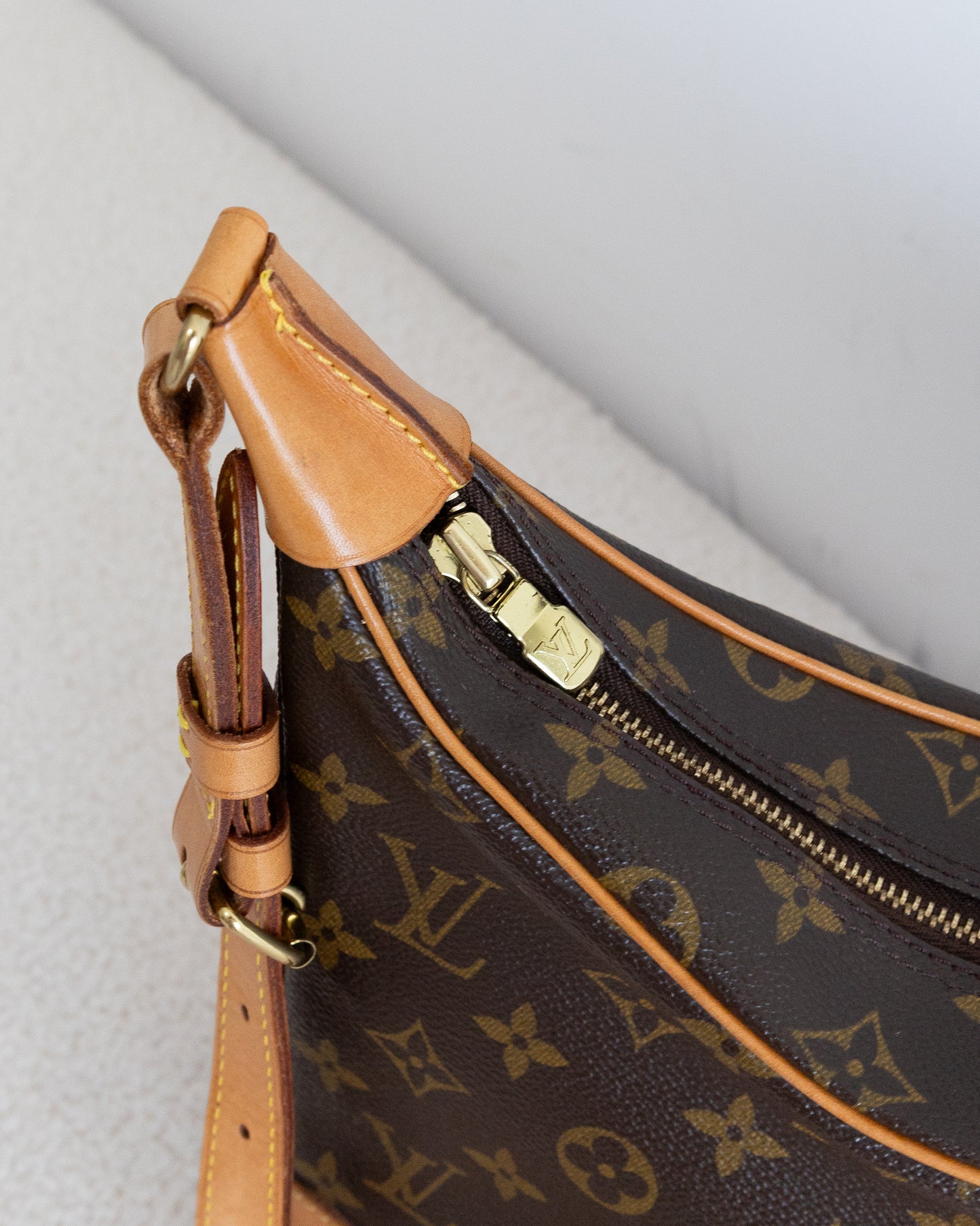 LOUIS VUITTON Boulogne 30