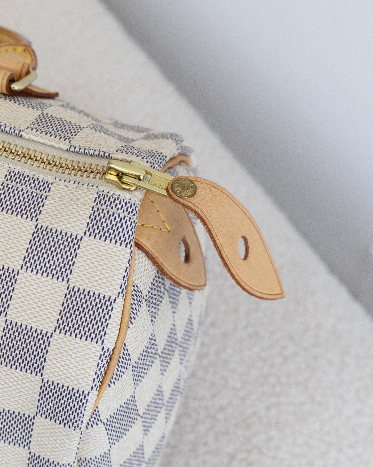 LOUIS VUITTON Speedy 25