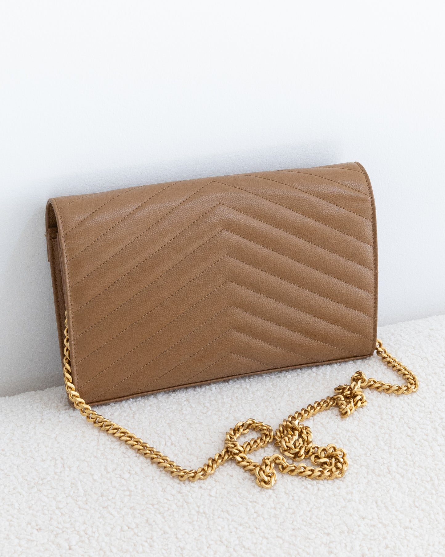 SAINT LAURENT Cassandre WOC