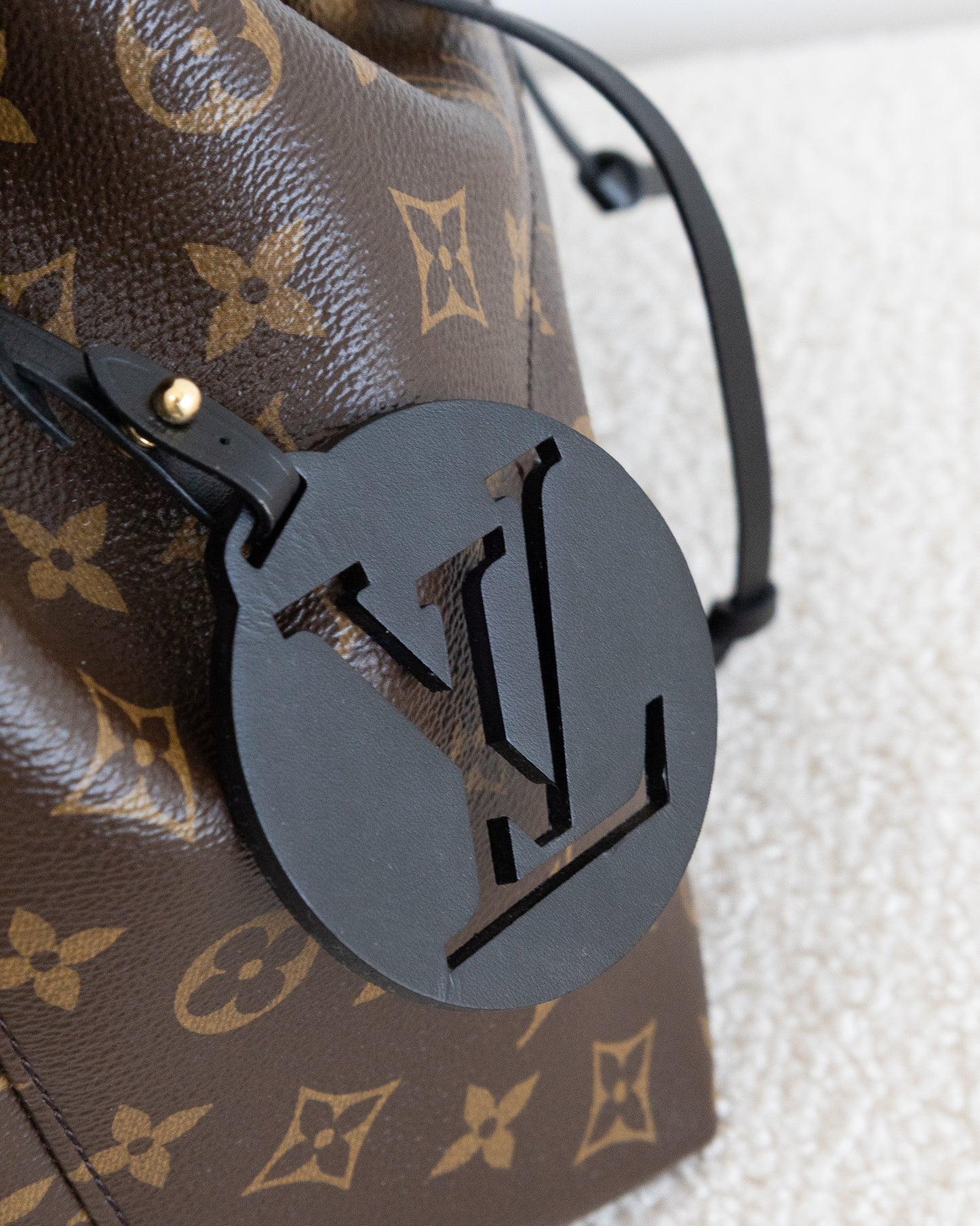 LOUIS VUITTON Montsouris PM